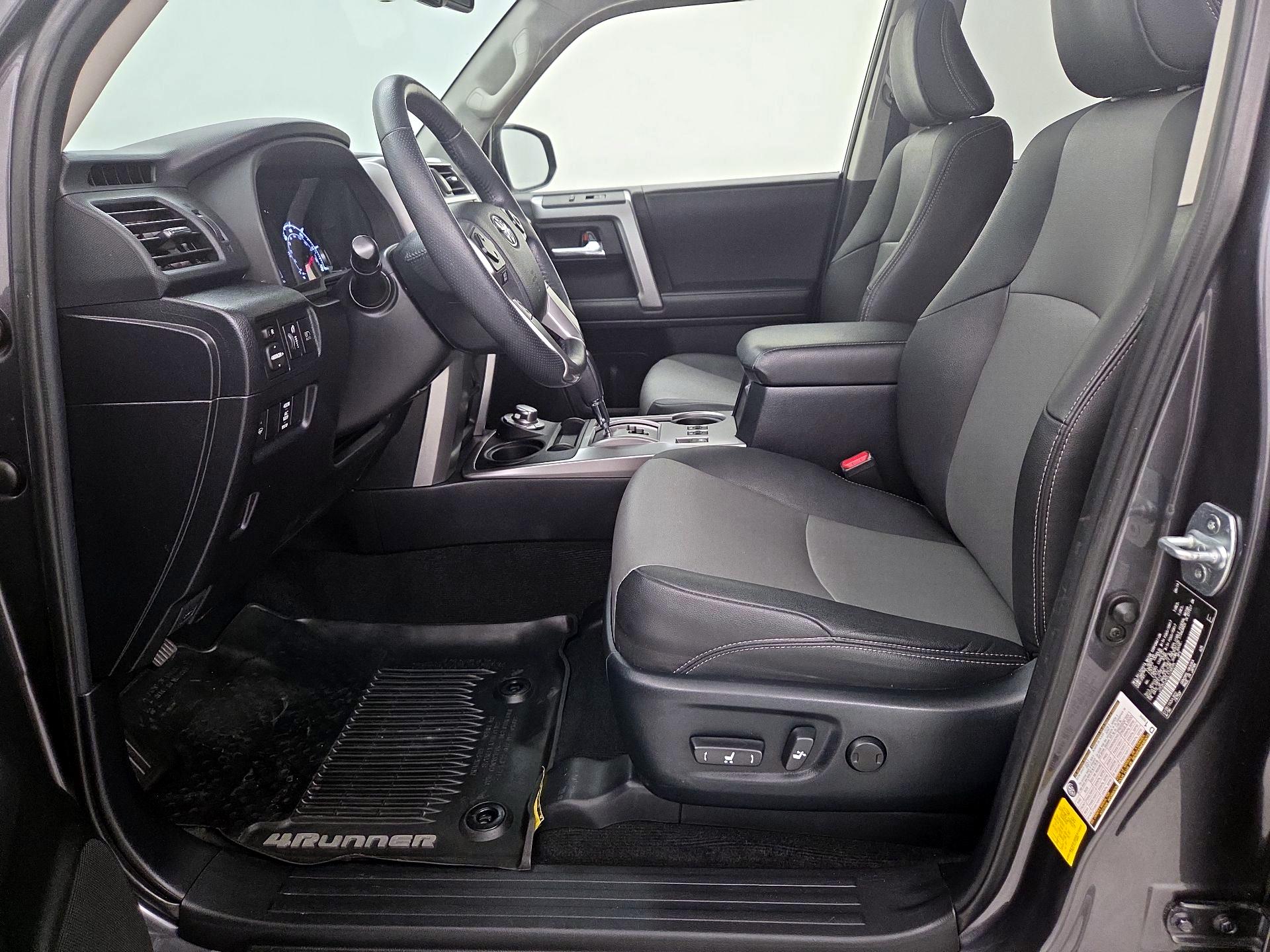 Thumbnail: 2020 Toyota 4Runner - 11