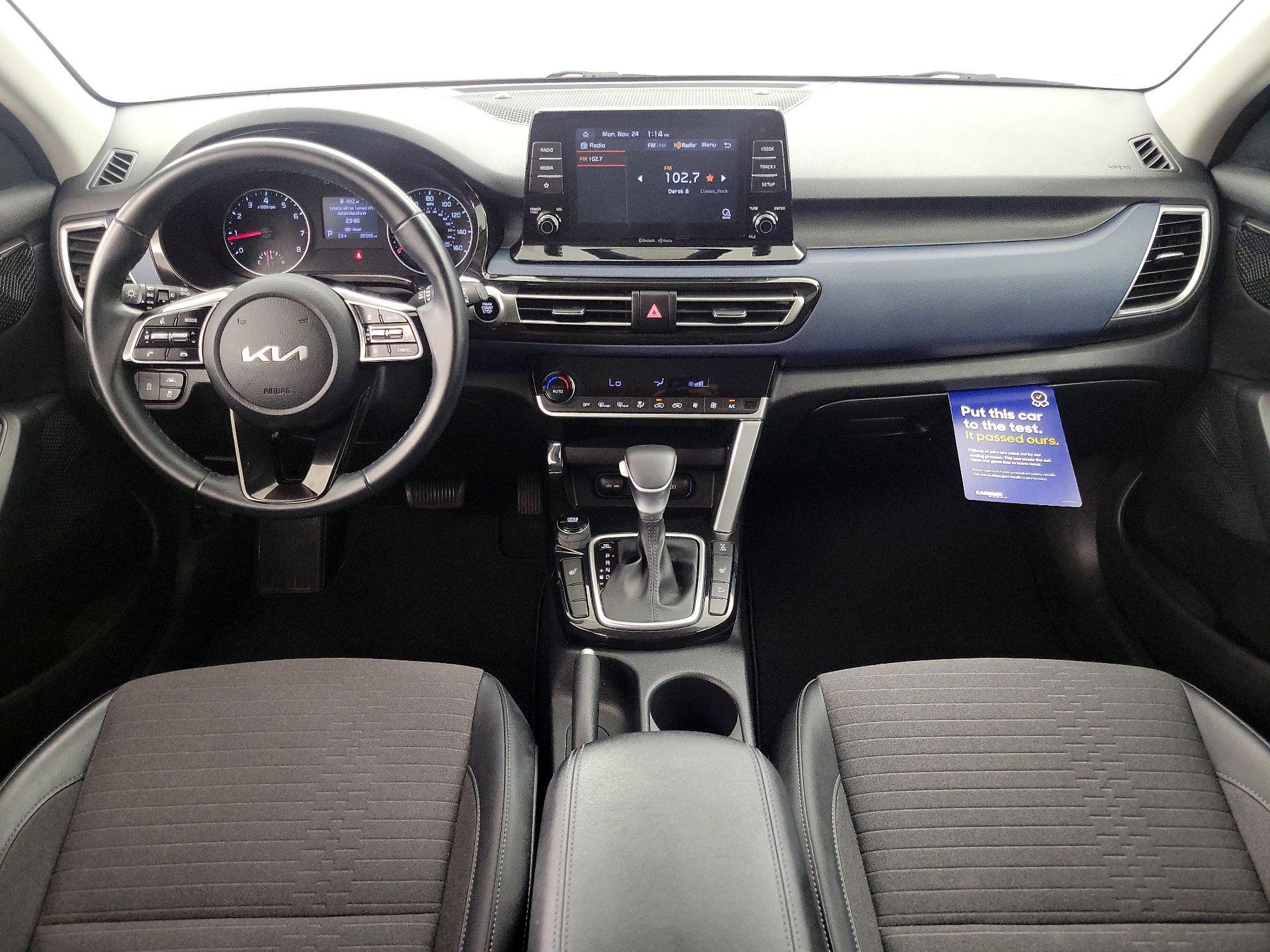 Thumbnail: 2023 Kia Seltos - 9