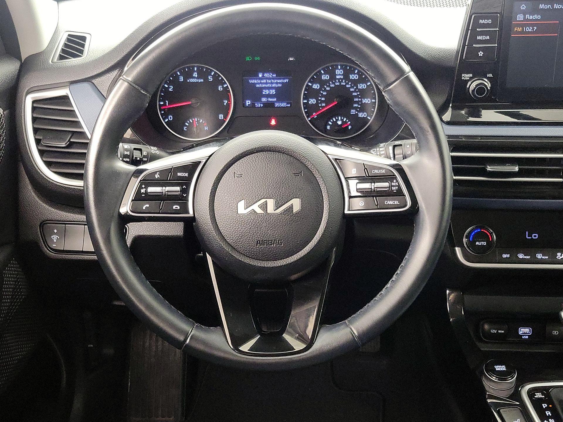 Thumbnail: 2023 Kia Seltos - 10