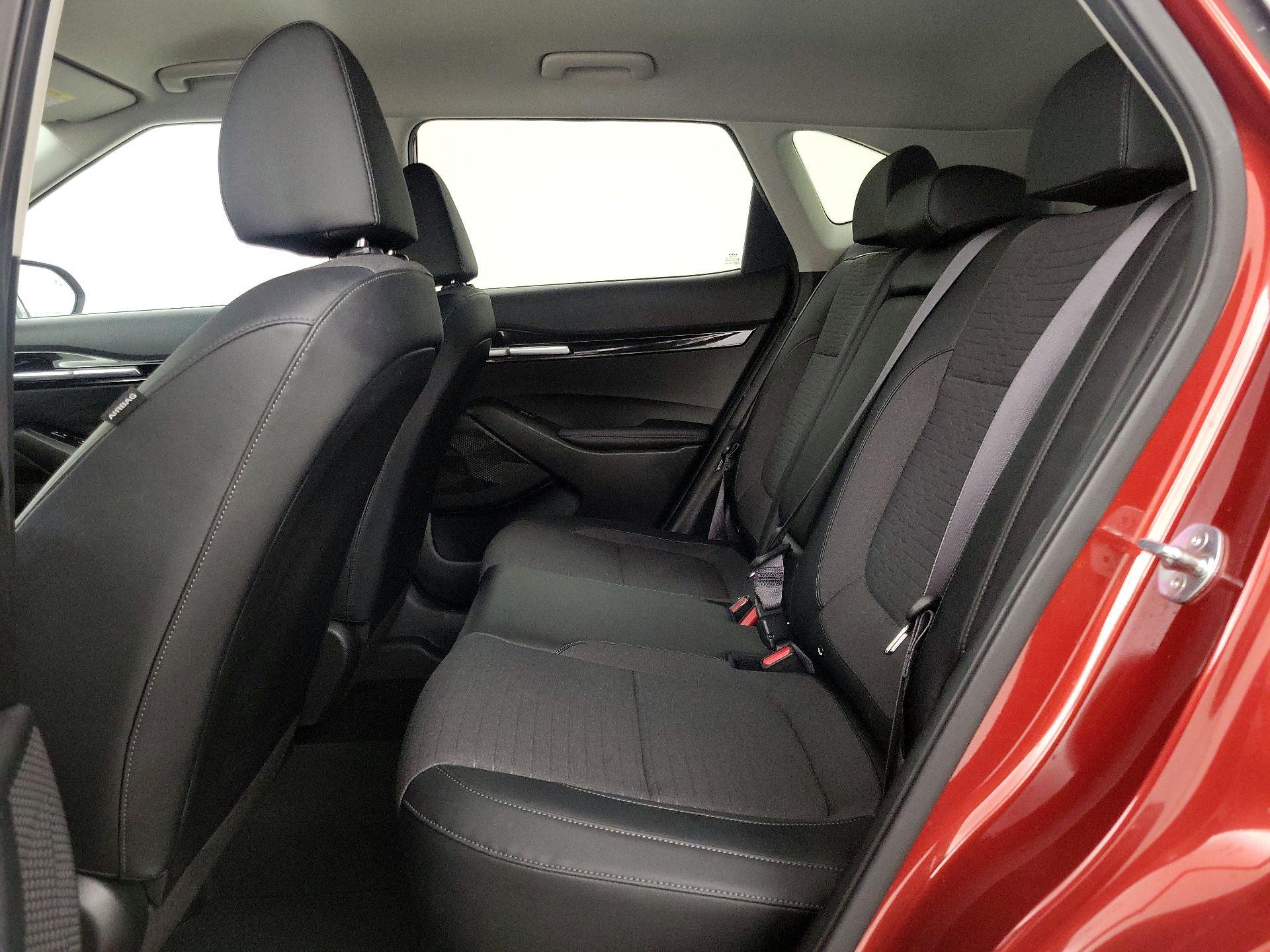 Thumbnail: 2023 Kia Seltos - 19