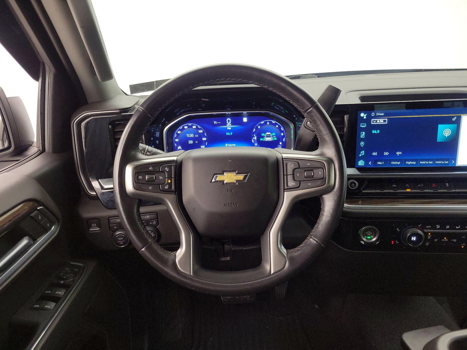 Thumbnail: 2022 Chevrolet Silverado 1500 - 10