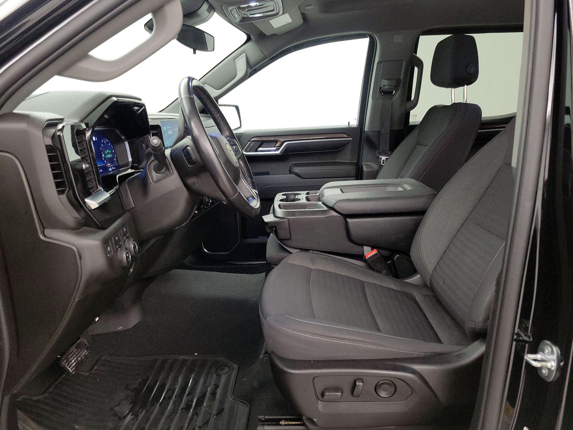 Thumbnail: 2022 Chevrolet Silverado 1500 - 11