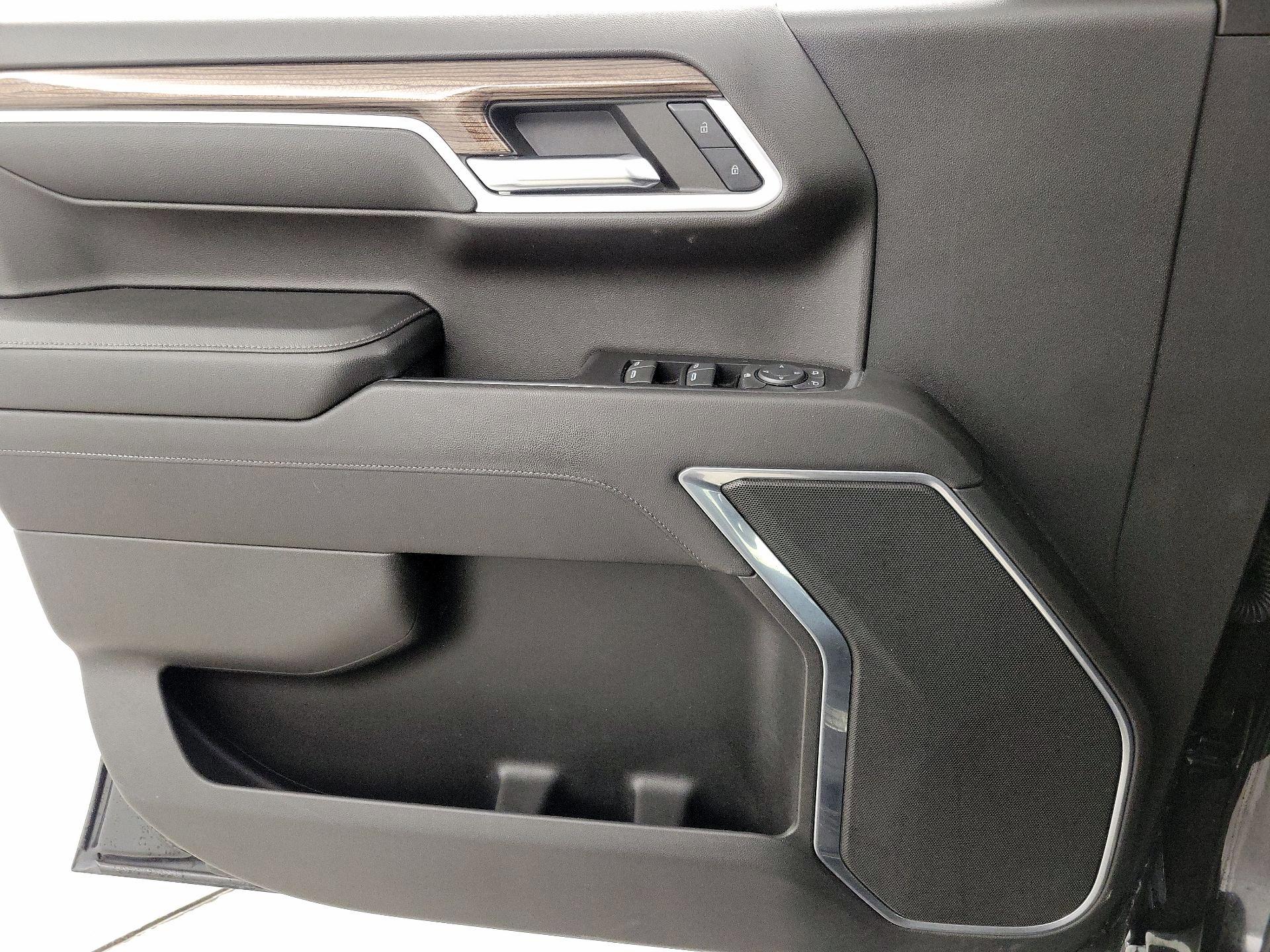 Thumbnail: 2022 Chevrolet Silverado 1500 - 12