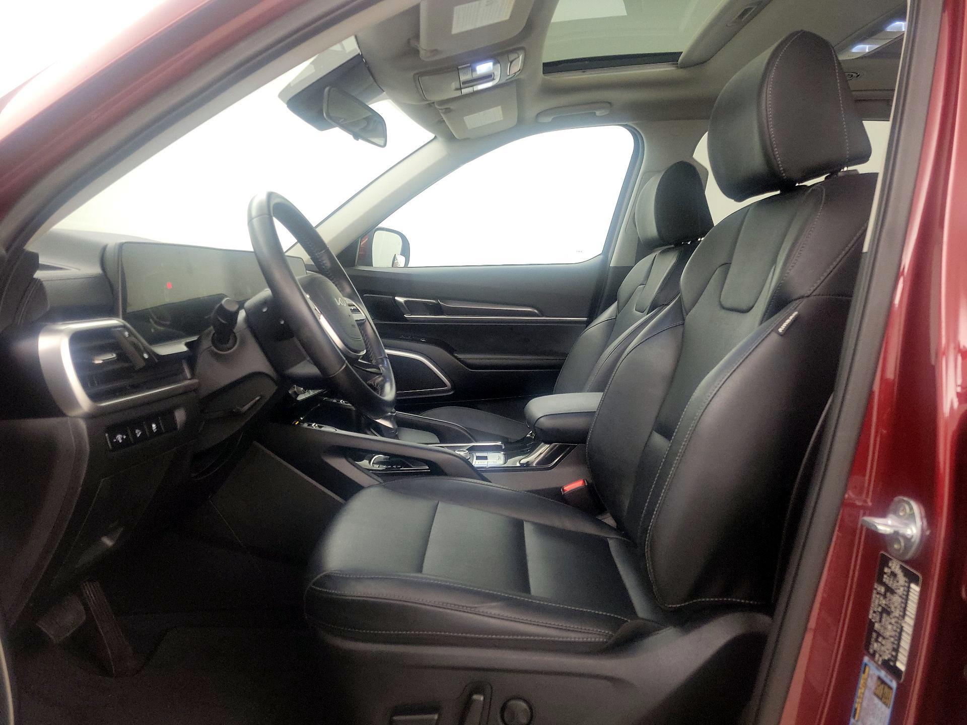 Thumbnail: 2023 Kia Telluride - 11