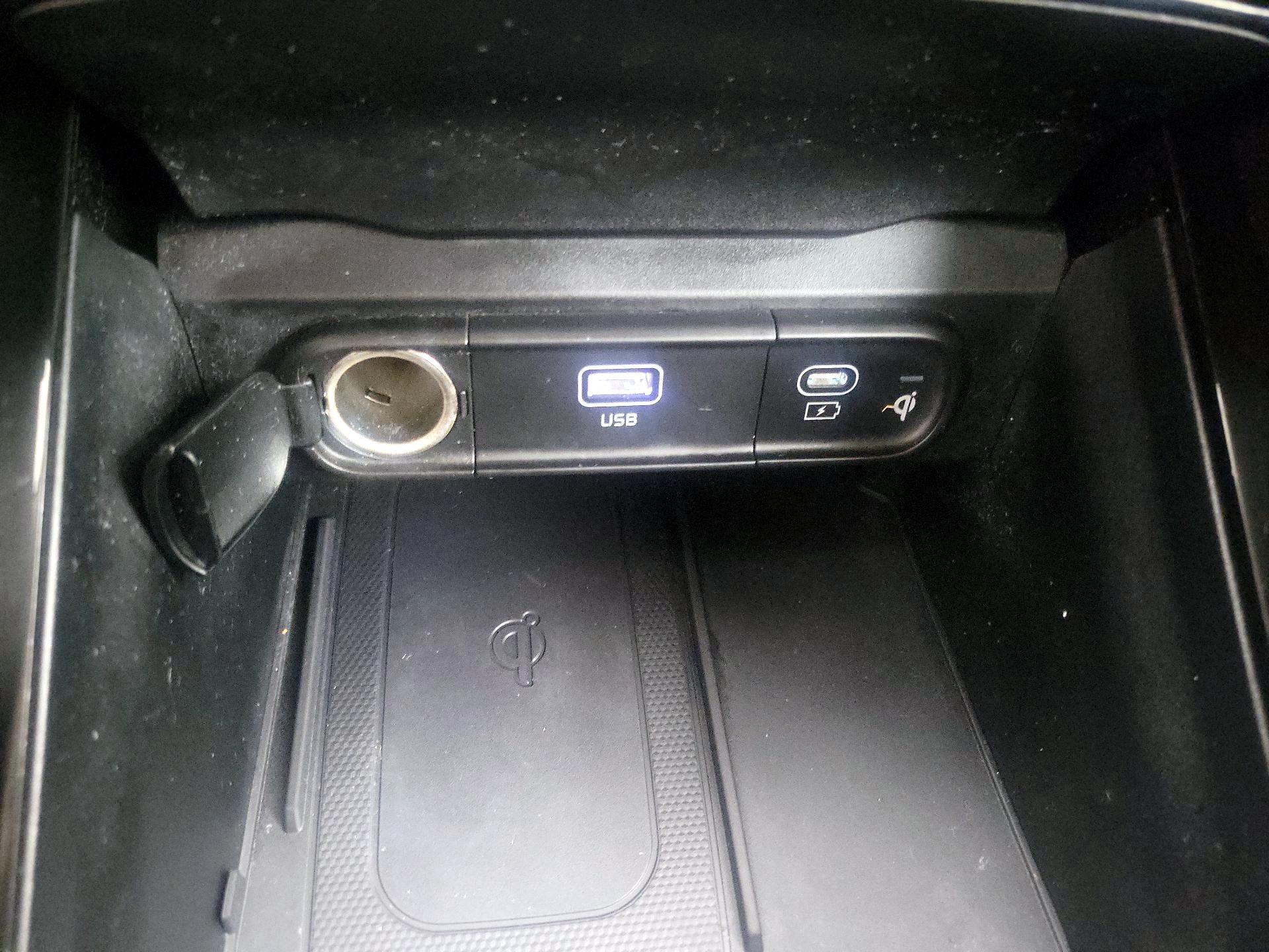 Thumbnail: 2023 Kia Telluride - 19