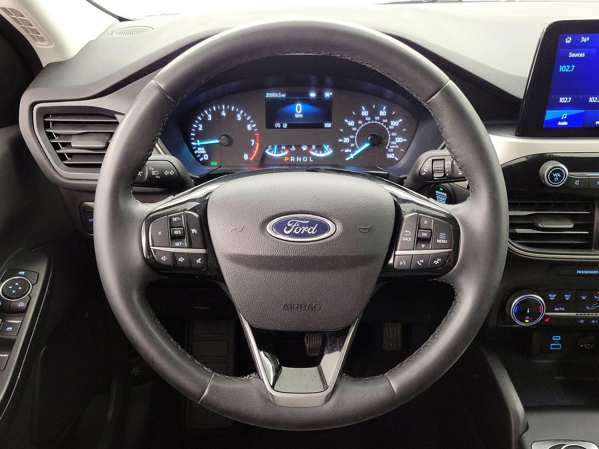 Thumbnail: 2022 Ford Escape - 10