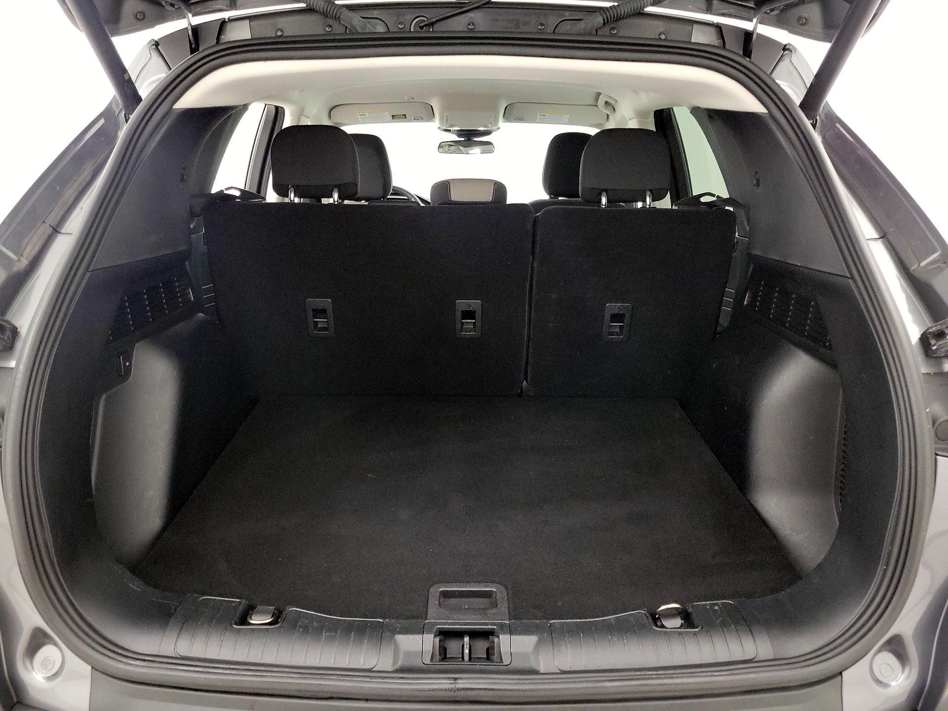 Thumbnail: 2022 Ford Escape - 20