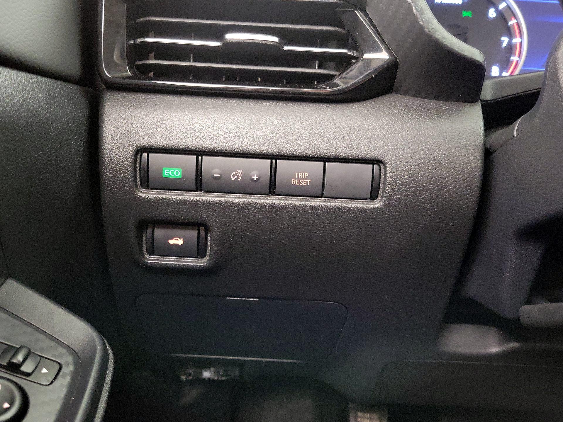 Thumbnail: 2020 Nissan Sentra - 13