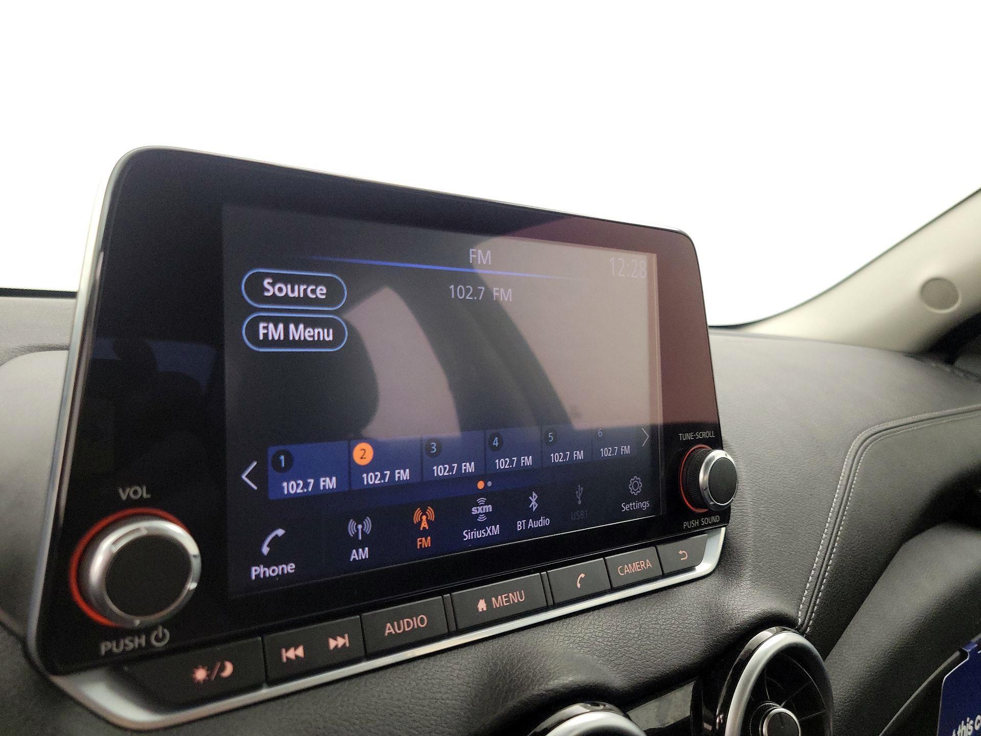 Thumbnail: 2020 Nissan Sentra - 15