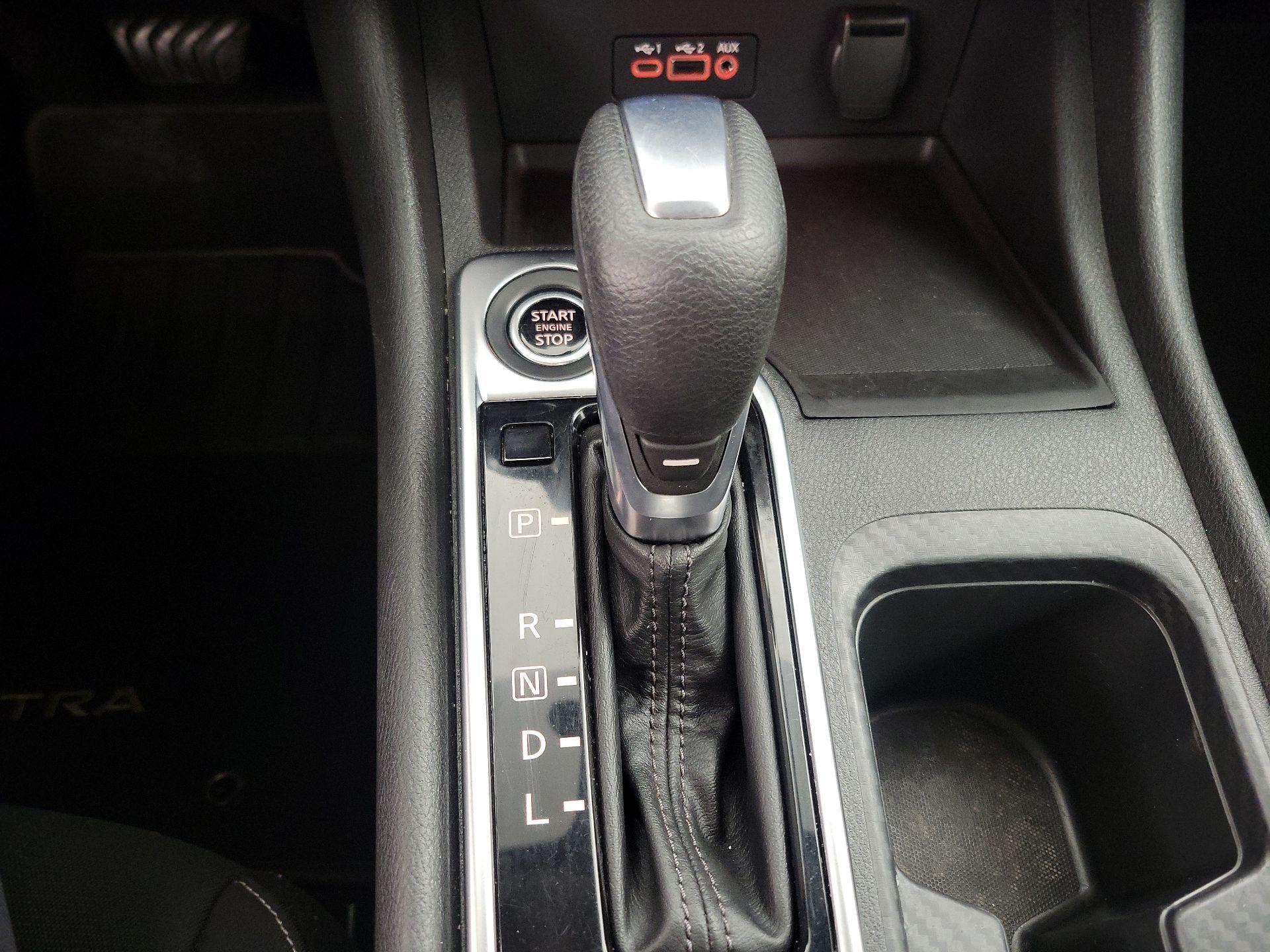 Thumbnail: 2020 Nissan Sentra - 17