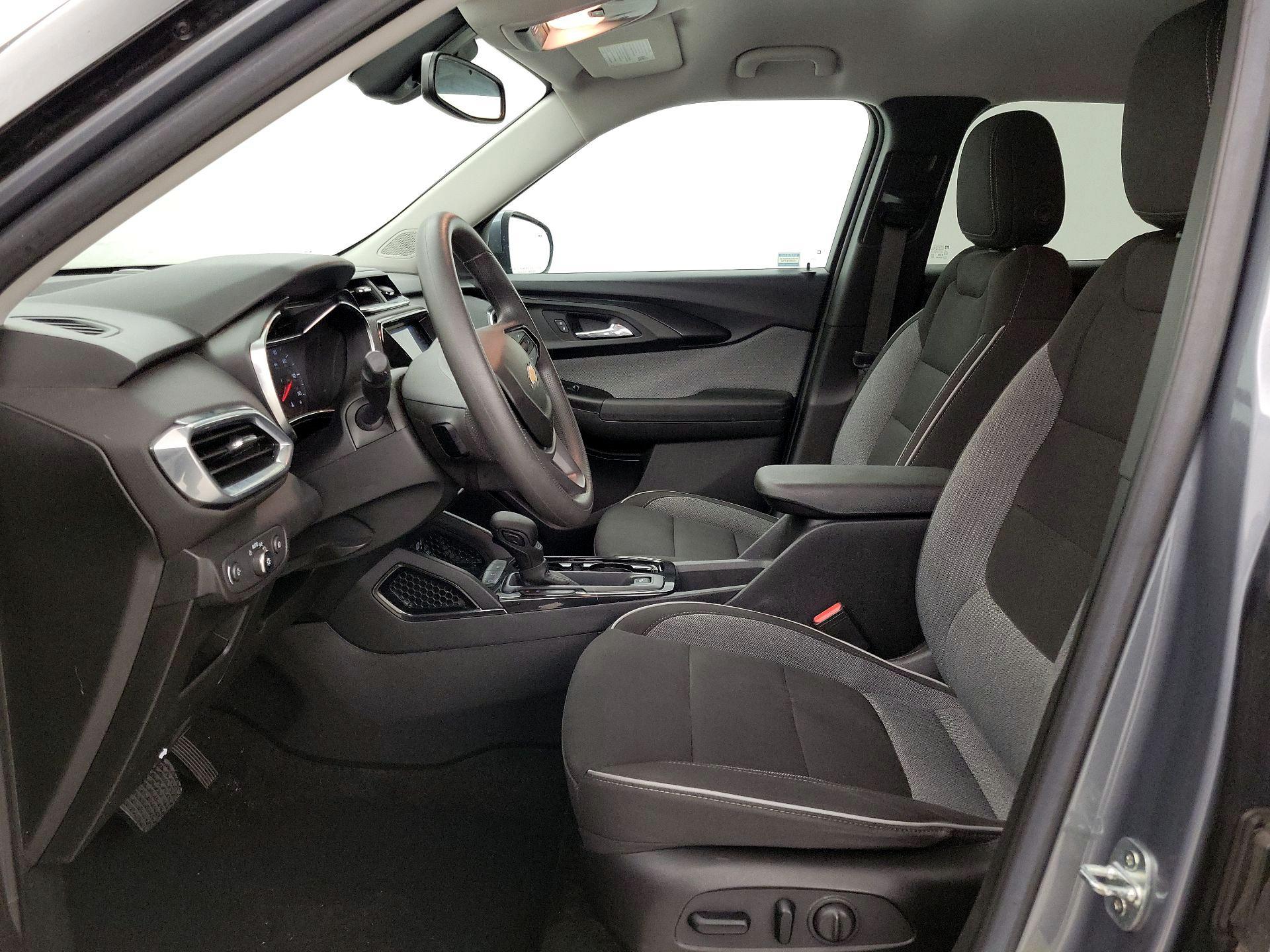 Thumbnail: 2022 Chevrolet TrailBlazer - 11