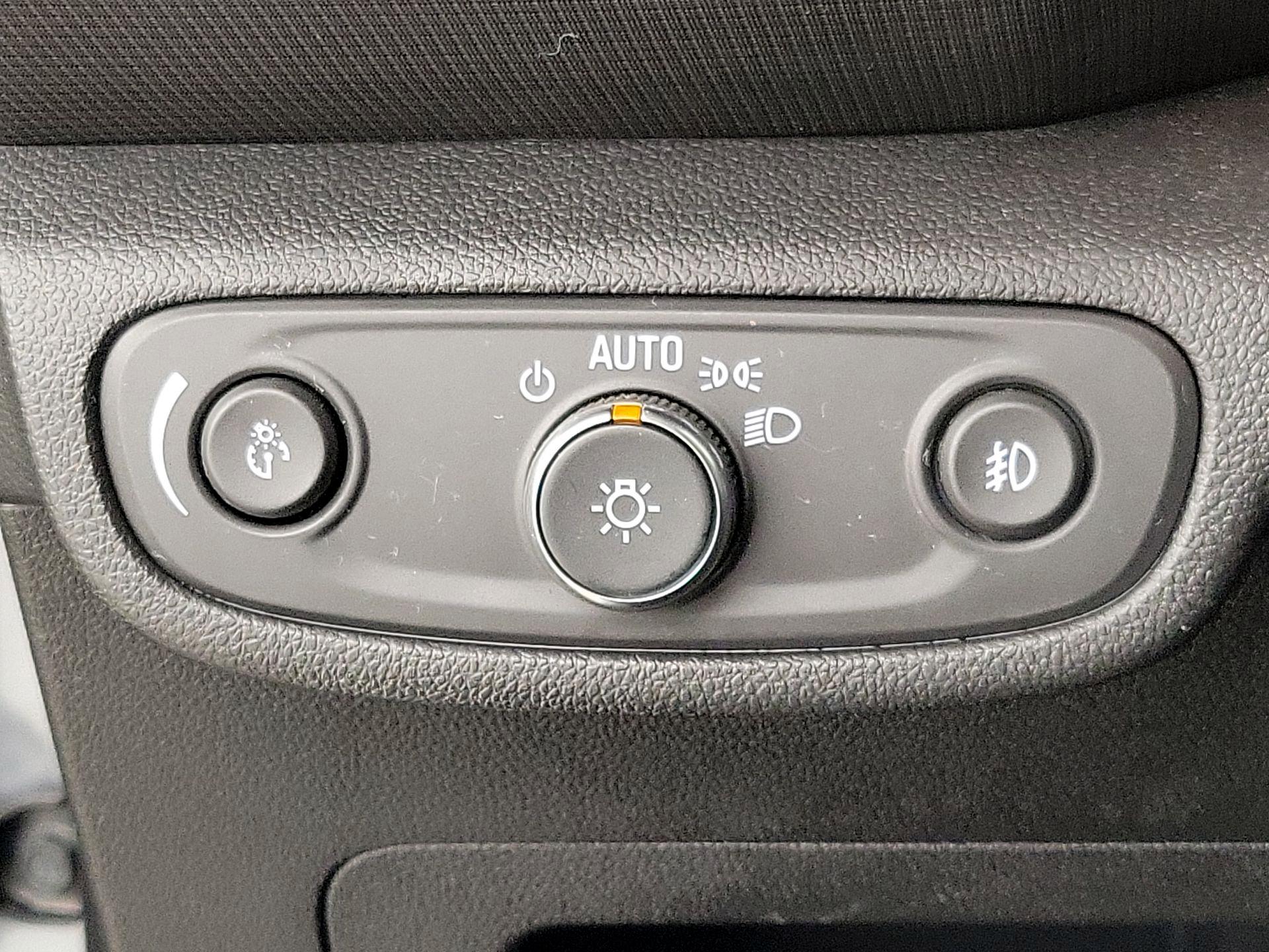 Thumbnail: 2022 Chevrolet TrailBlazer - 13