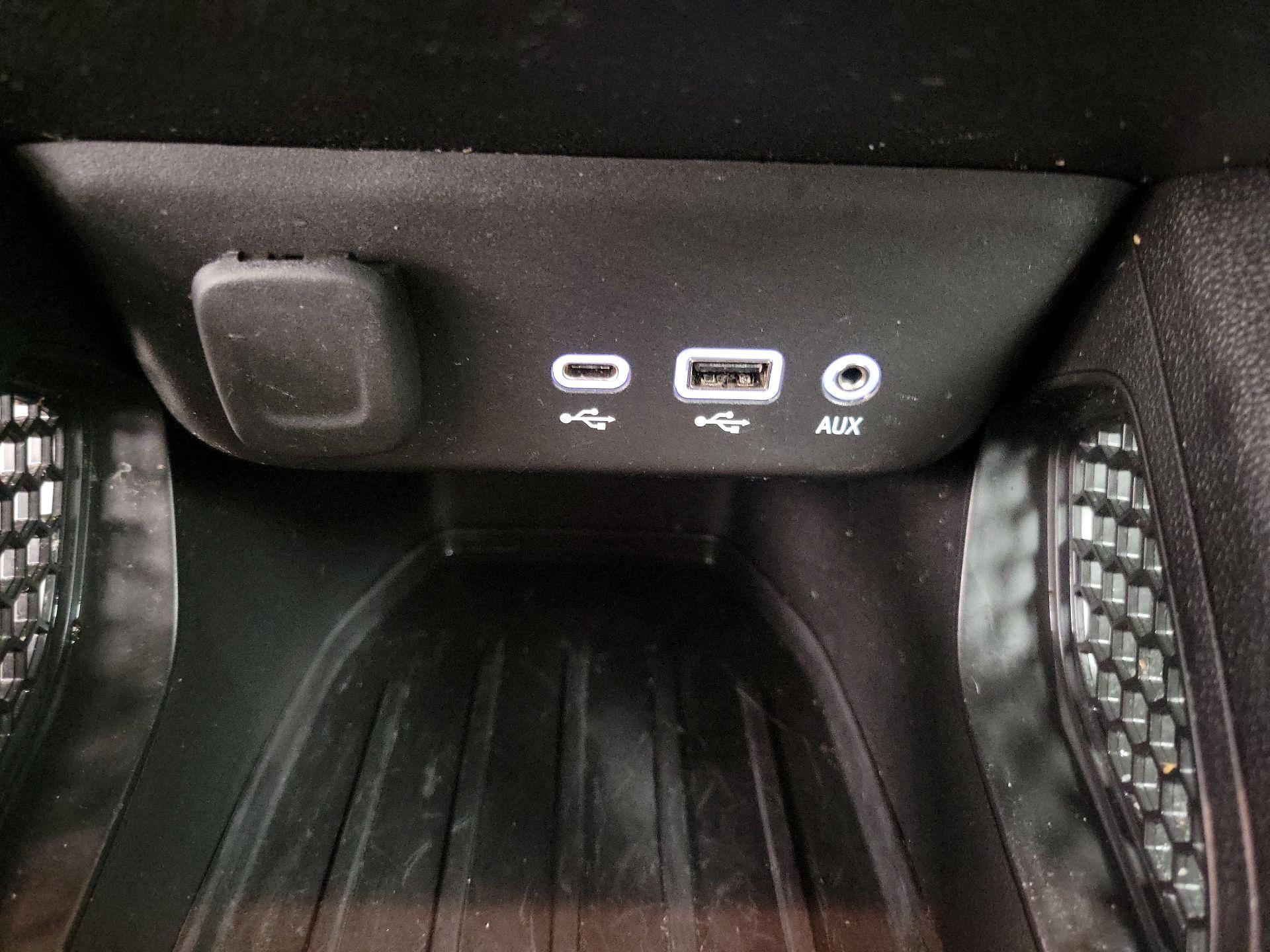 Thumbnail: 2022 Chevrolet TrailBlazer - 18