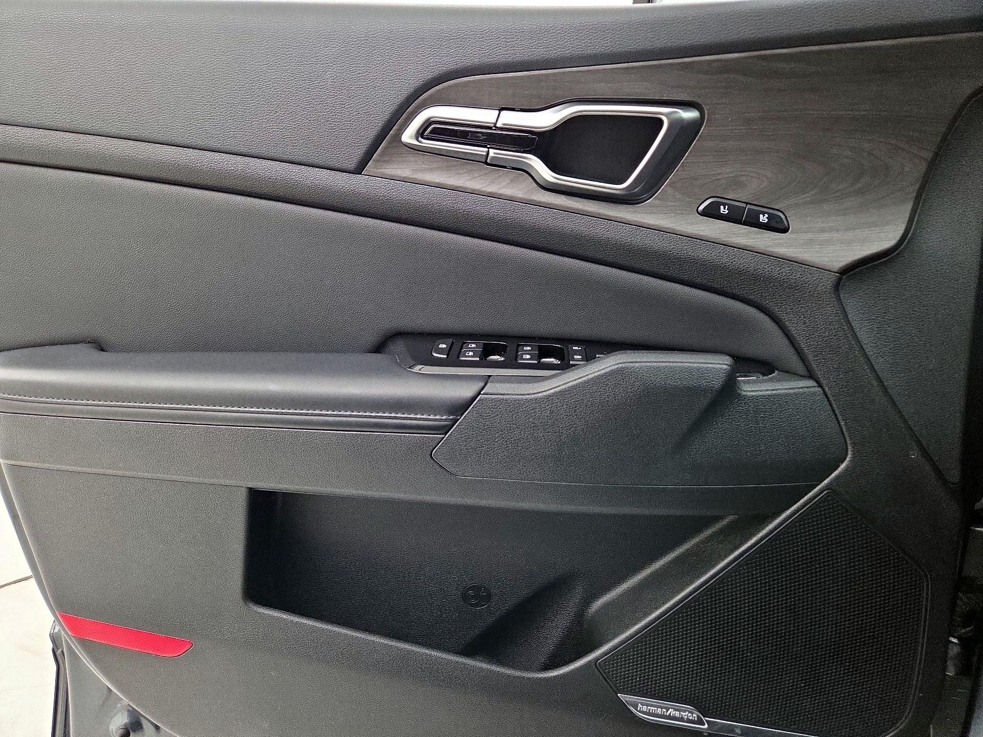 Thumbnail: 2023 Kia Sportage - 12