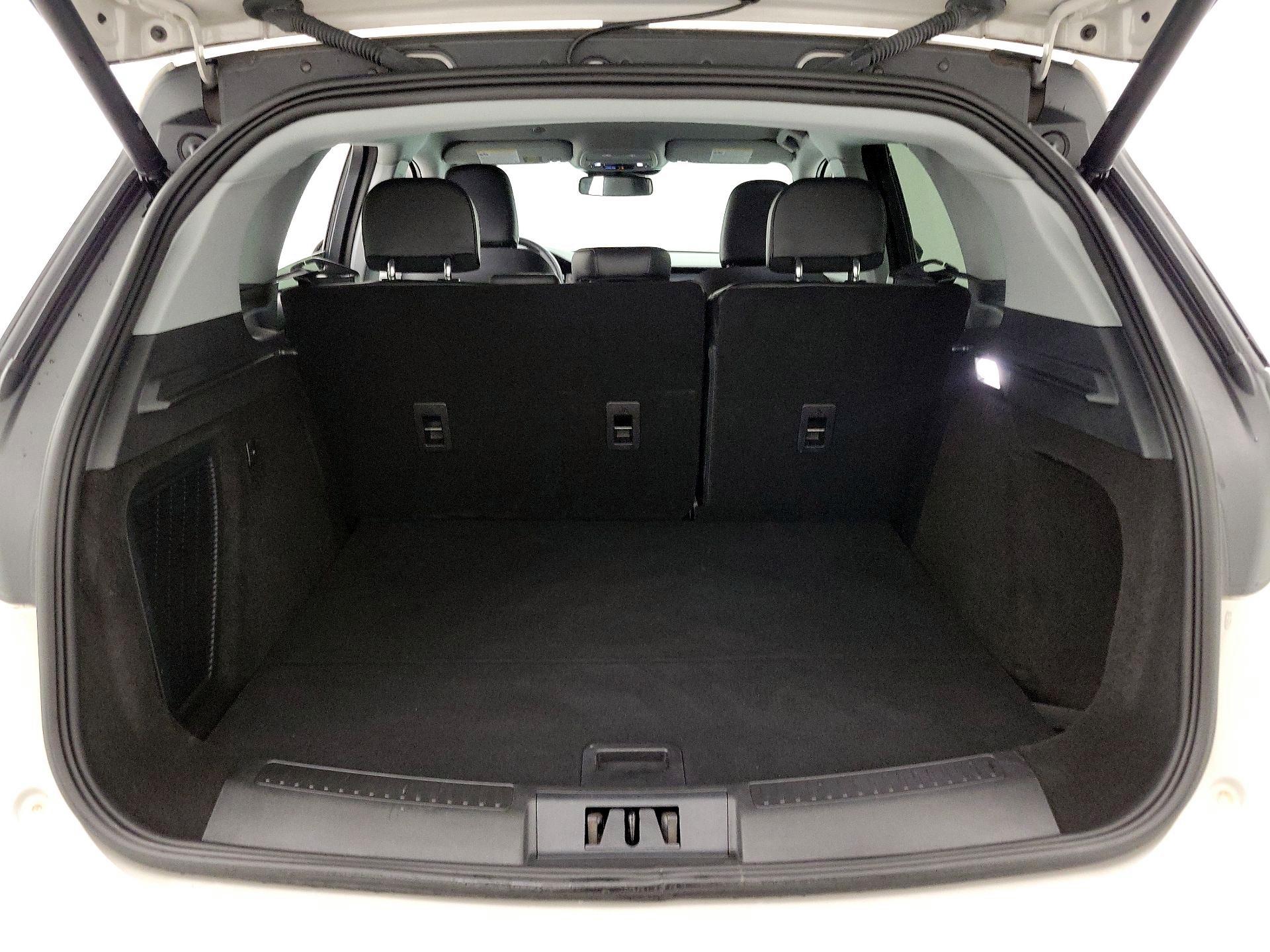 Thumbnail: 2022 Lincoln Corsair - 20