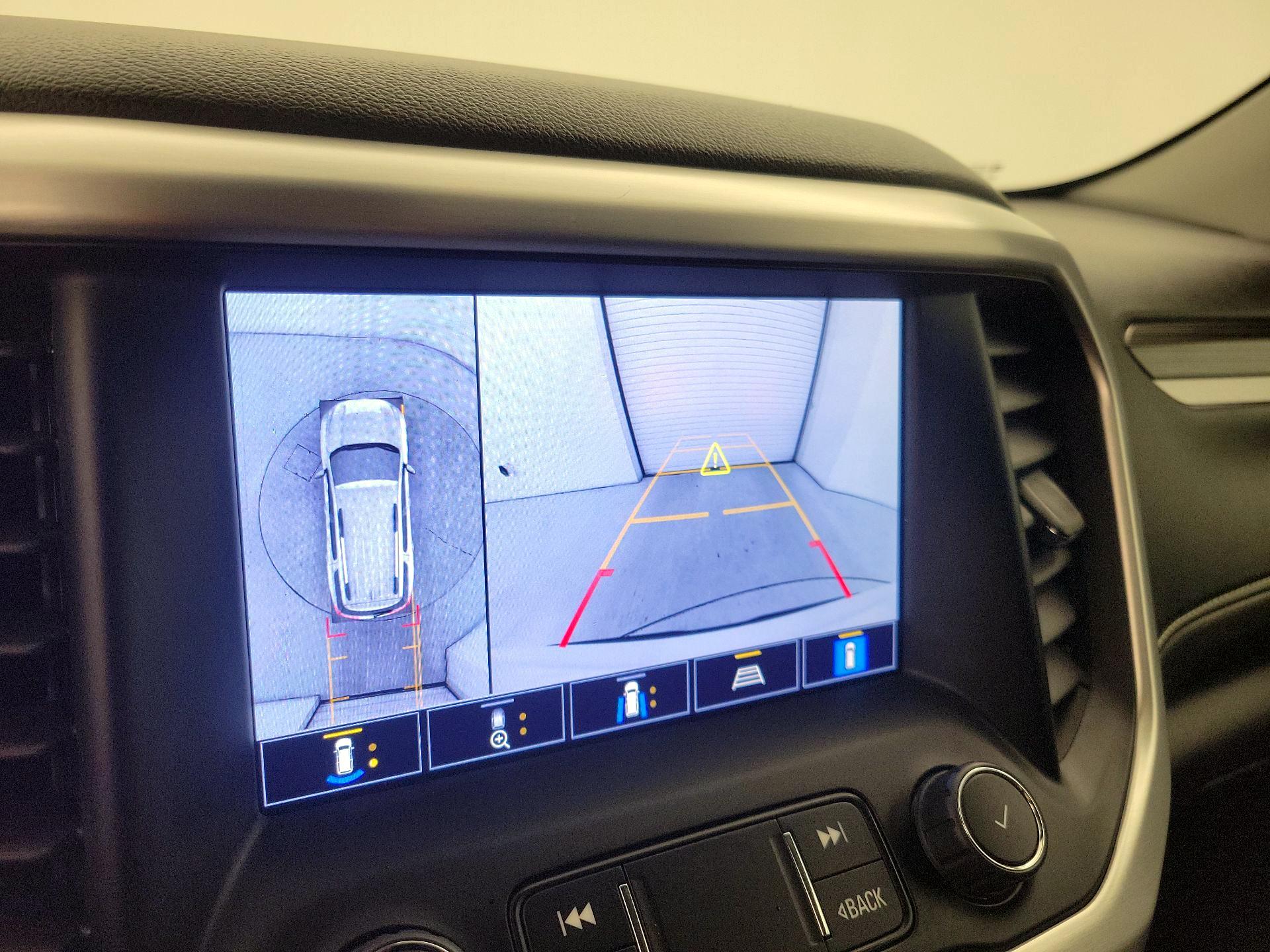 Thumbnail: 2023 GMC Acadia - 15