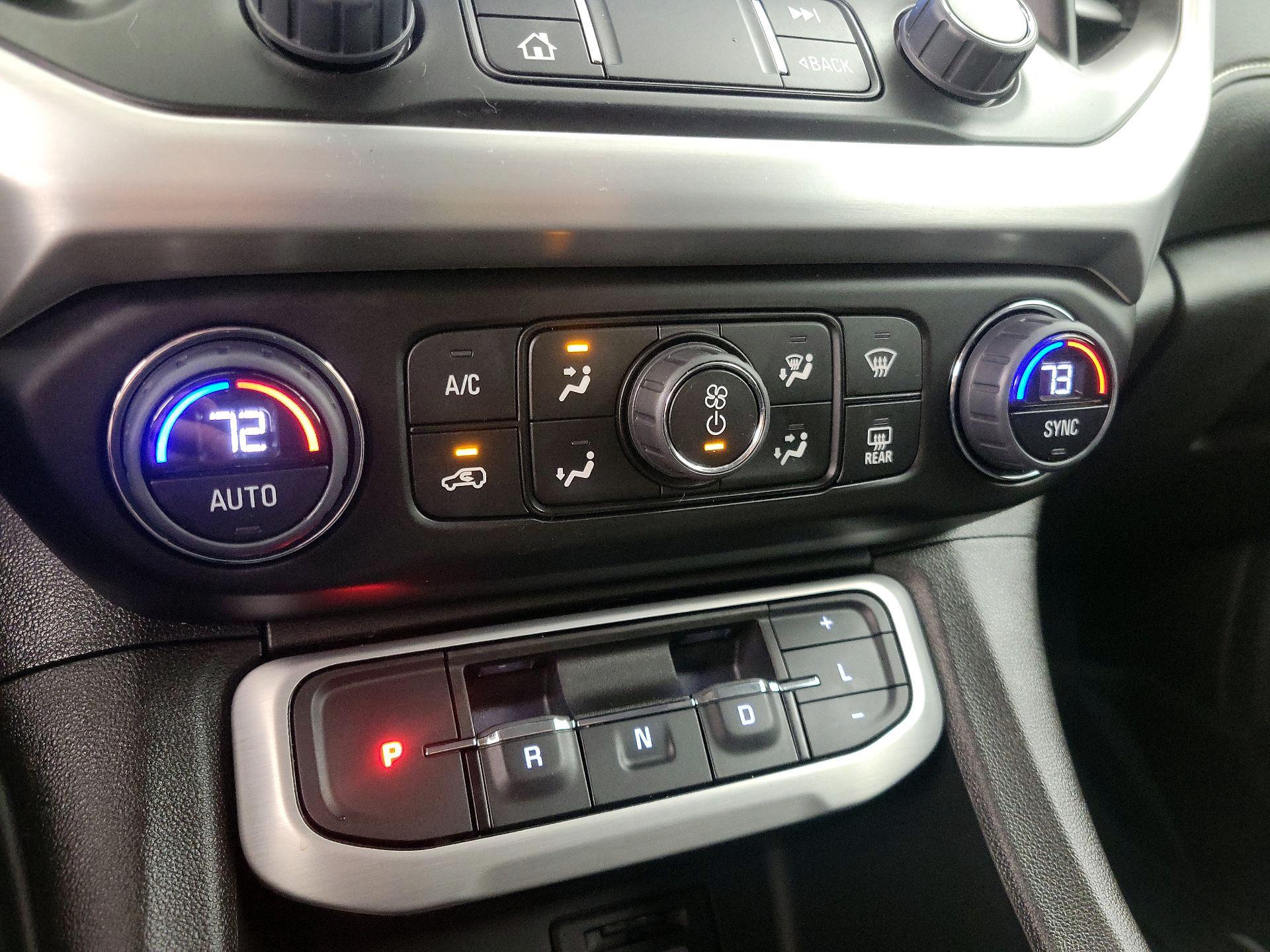 Thumbnail: 2023 GMC Acadia - 17