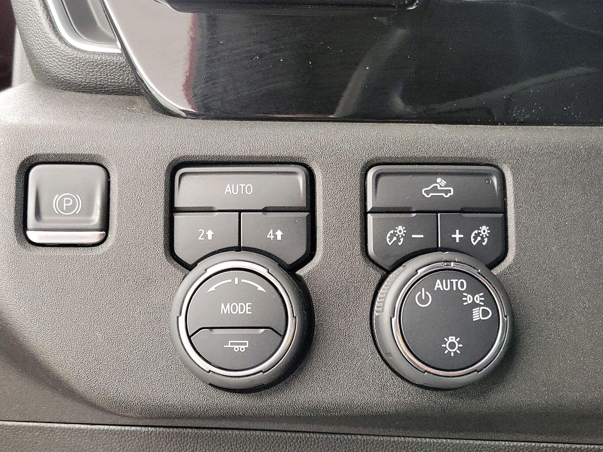 Thumbnail: 2023 Chevrolet Silverado 1500 - 13