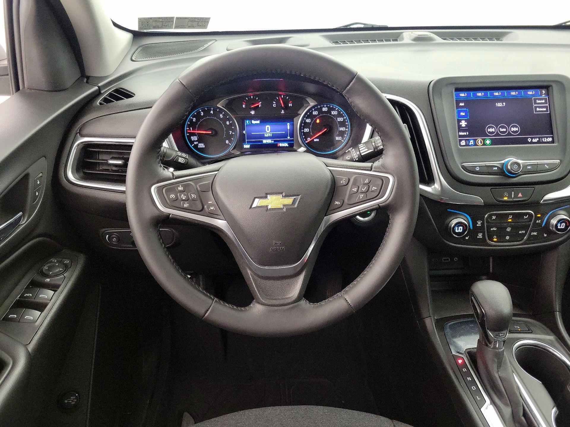 Thumbnail: 2022 Chevrolet Equinox - 10