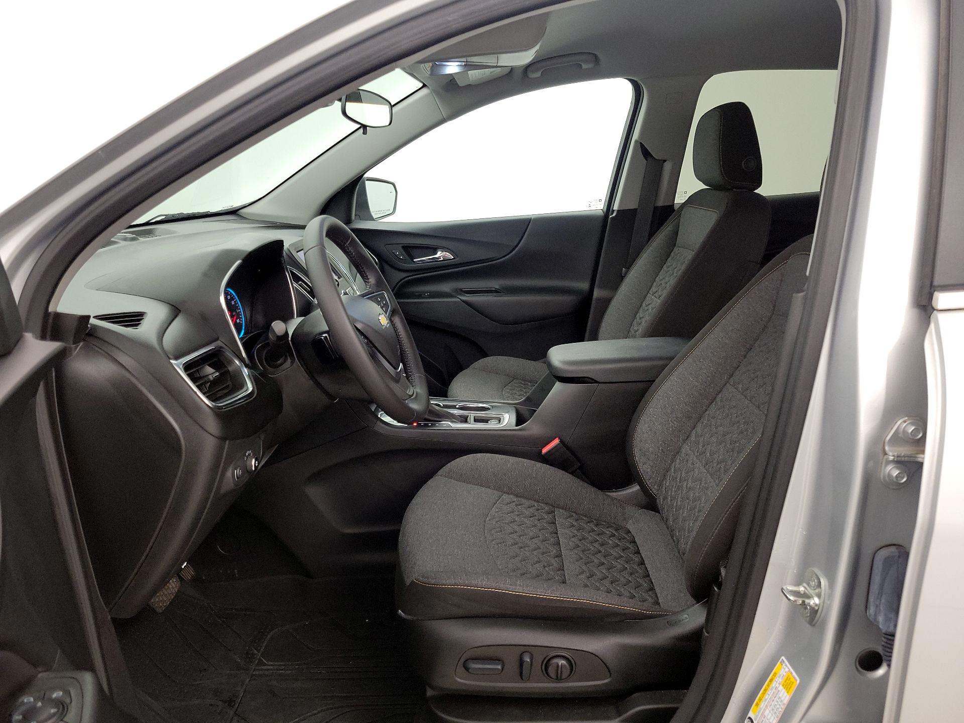 Thumbnail: 2022 Chevrolet Equinox - 11