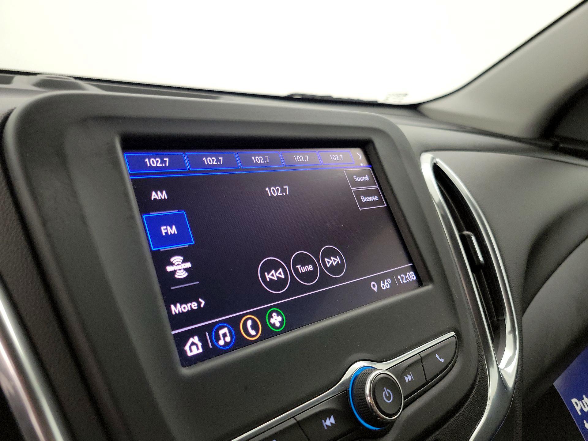 Thumbnail: 2022 Chevrolet Equinox - 15