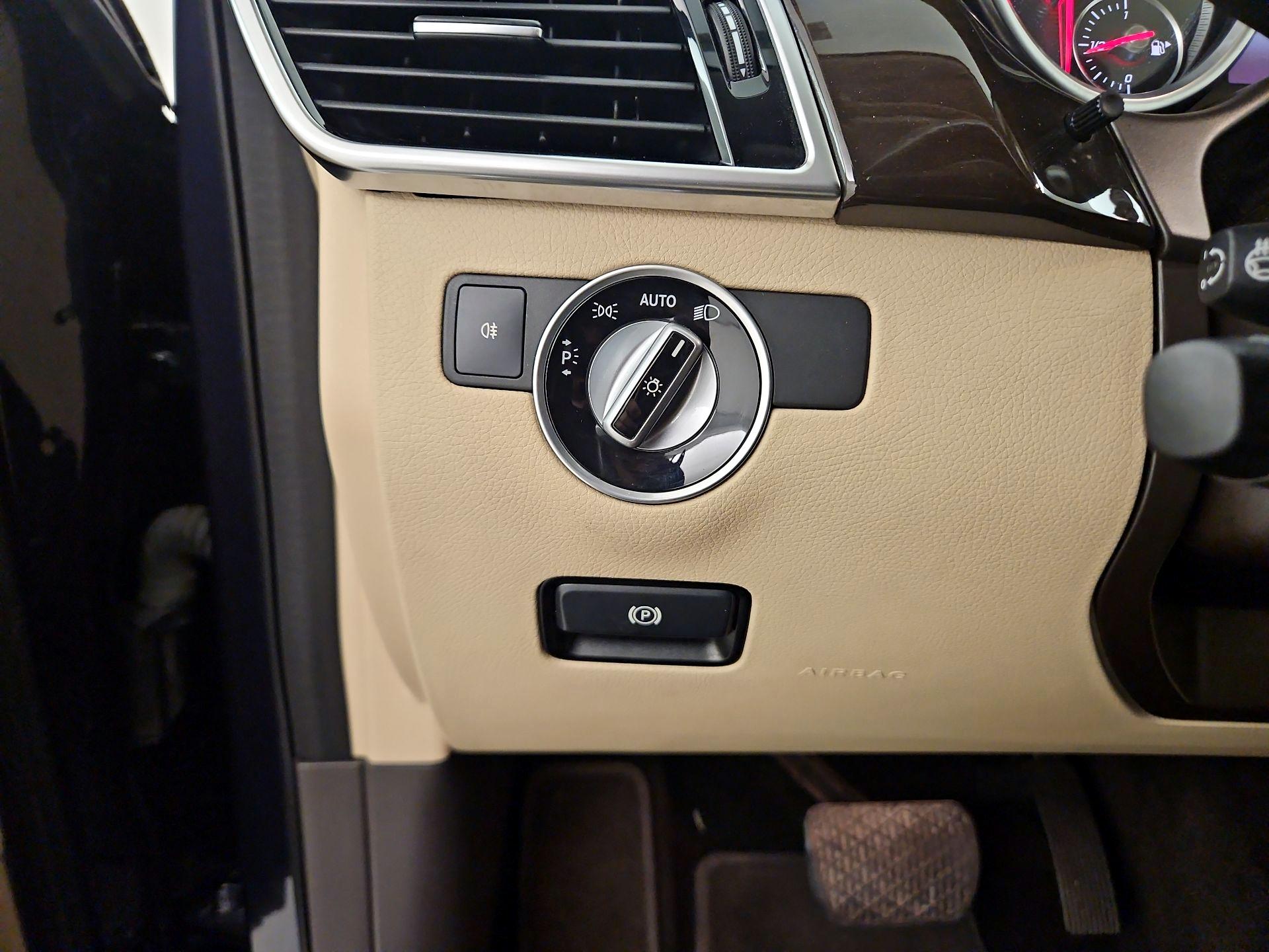 Thumbnail: 2017 Mercedes-Benz GLE - 13