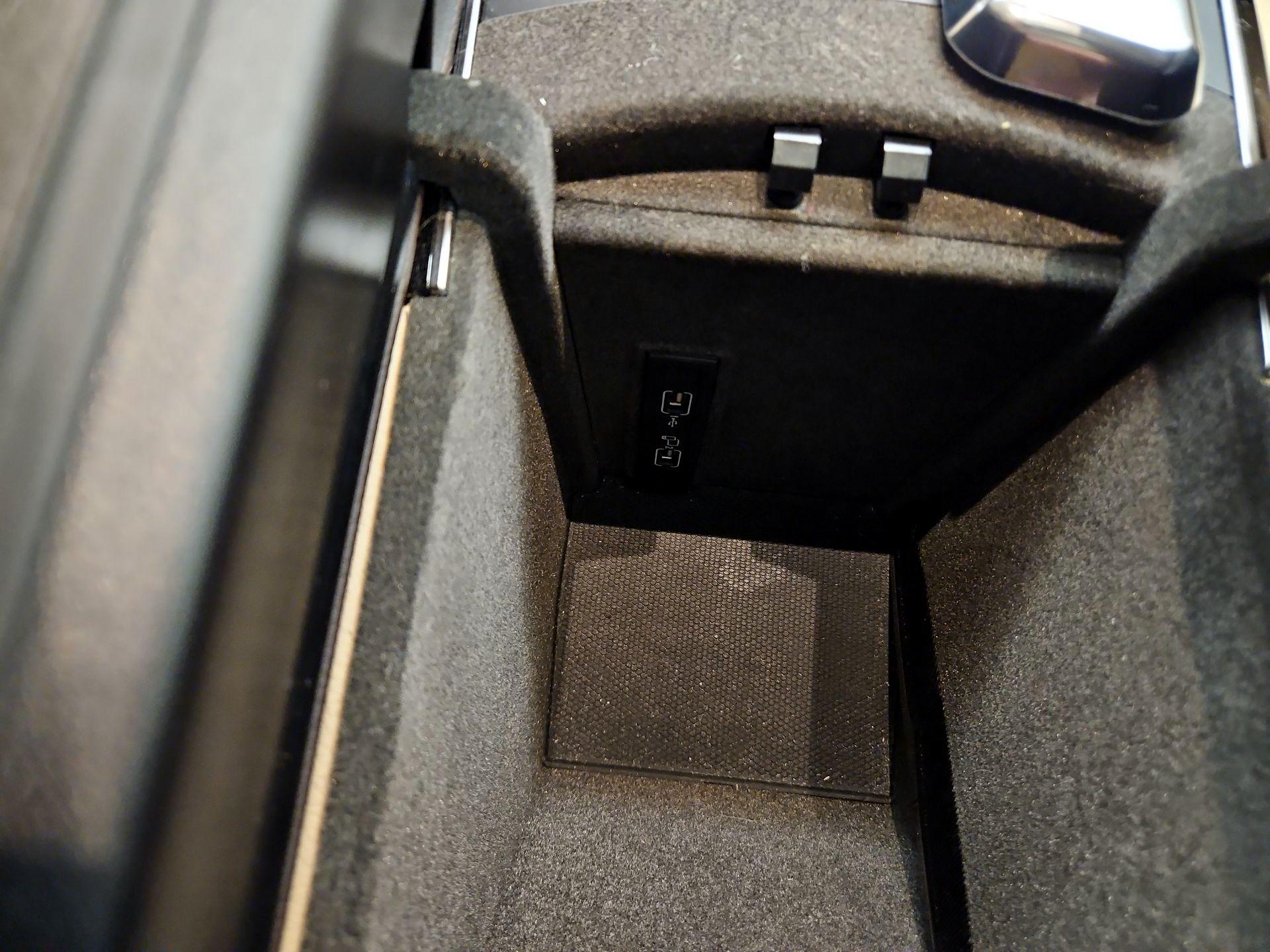 Thumbnail: 2017 Mercedes-Benz GLE - 19