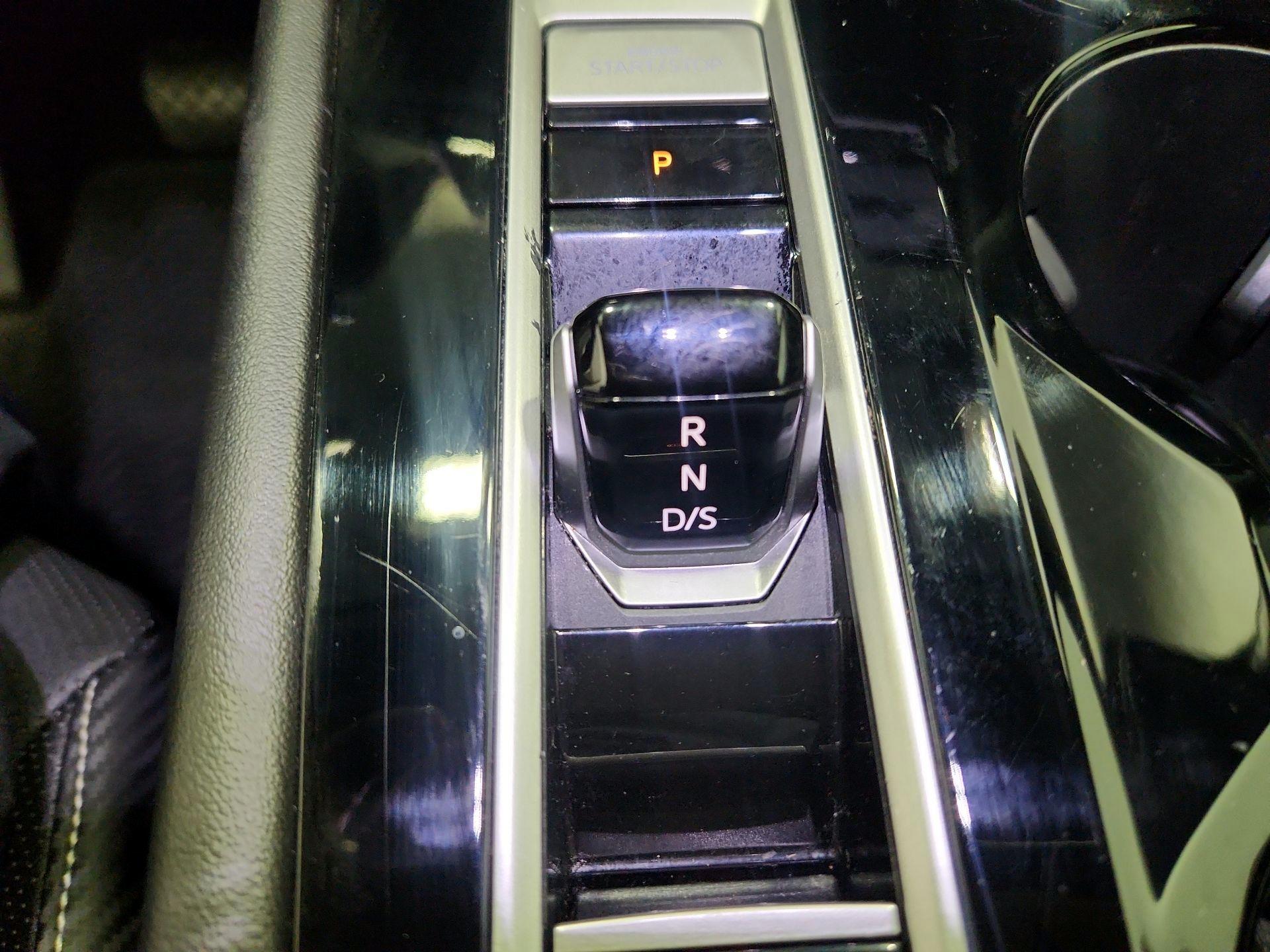 Thumbnail: 2024 Volkswagen Atlas - 17