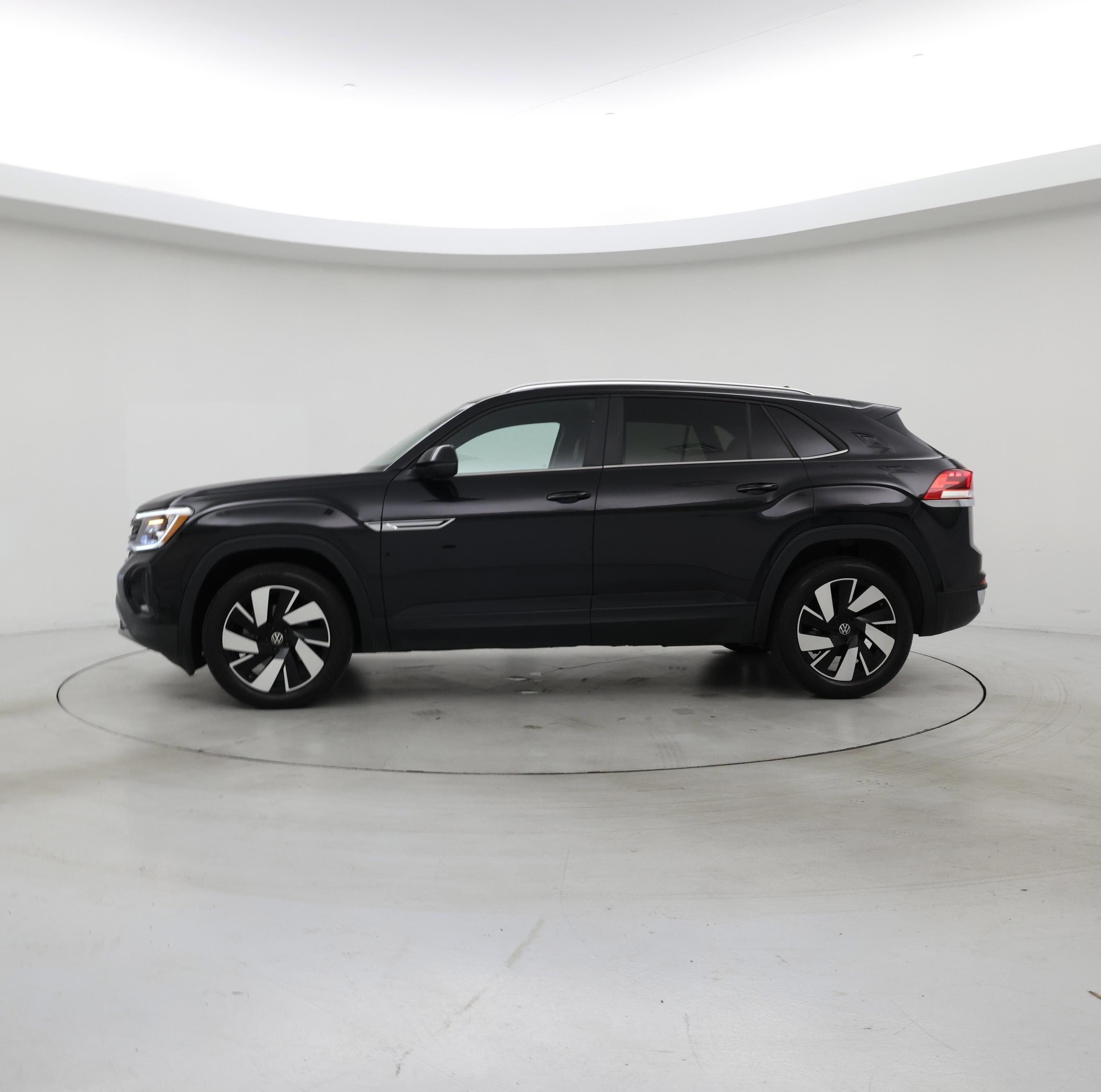 Thumbnail: 2024 Volkswagen Atlas - 3