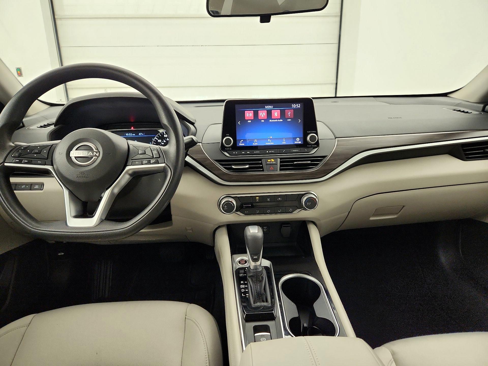 Thumbnail: 2023 Nissan Altima - 9