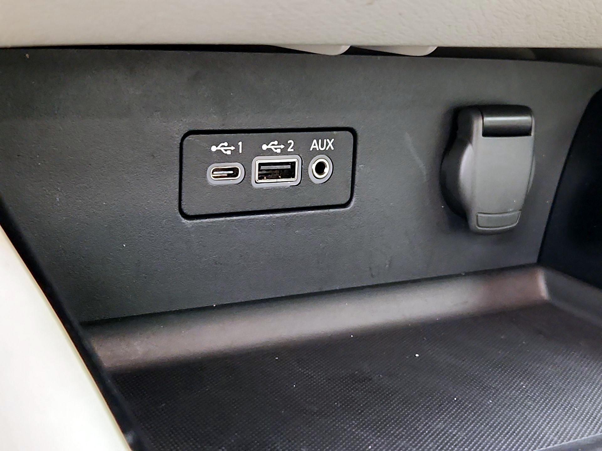 Thumbnail: 2023 Nissan Altima - 18