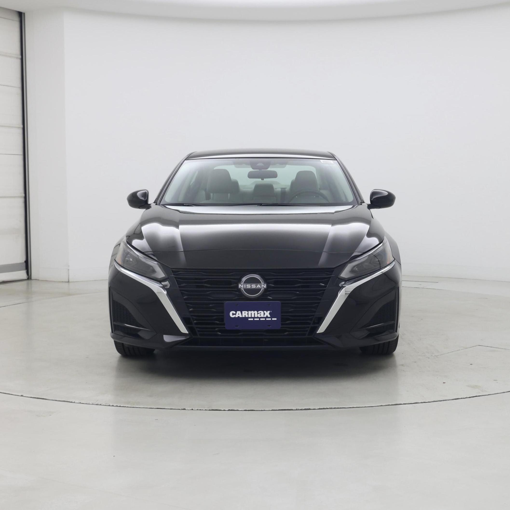 Thumbnail: 2023 Nissan Altima - 5