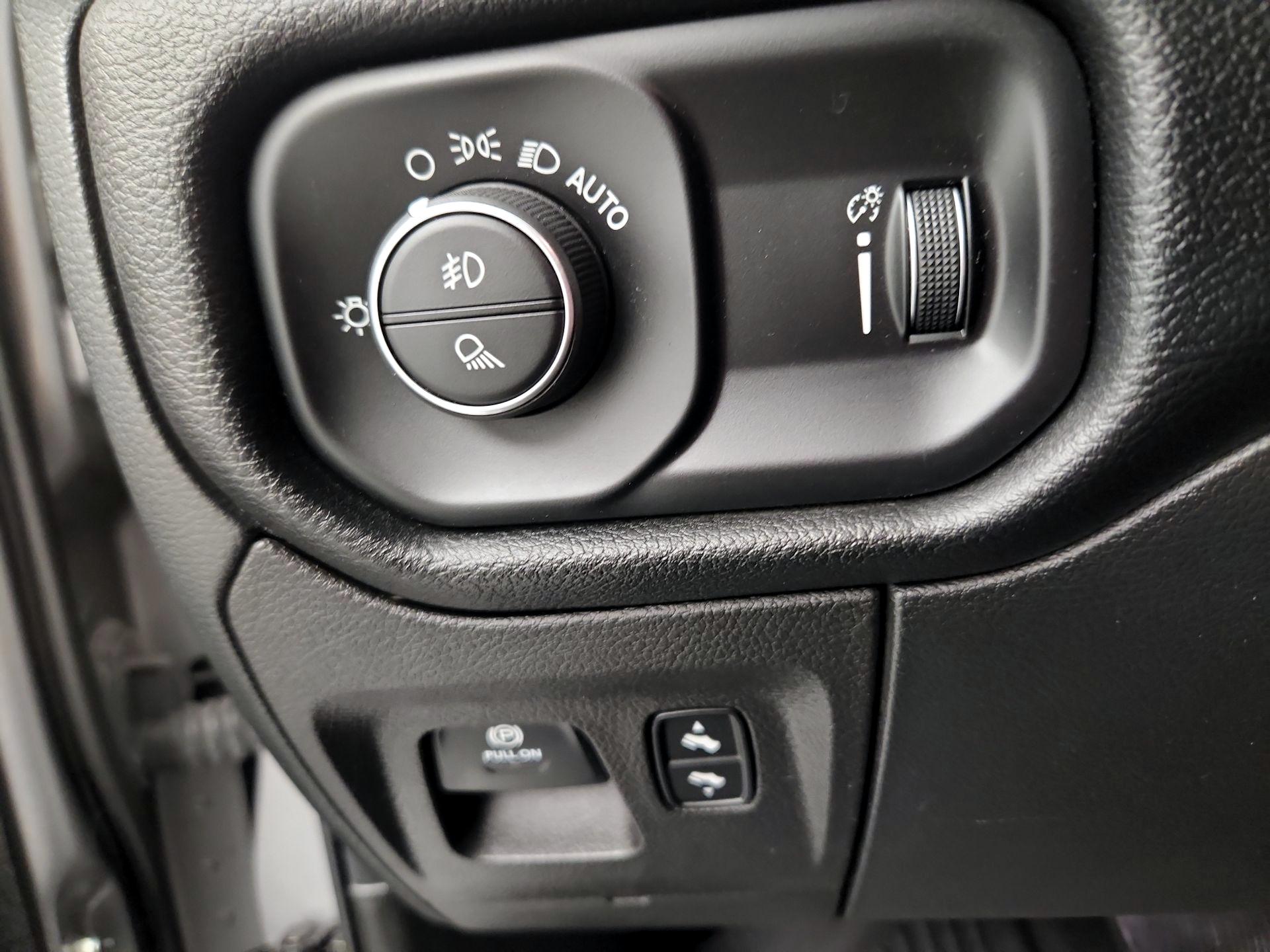 Thumbnail: 2022 RAM 1500 - 11