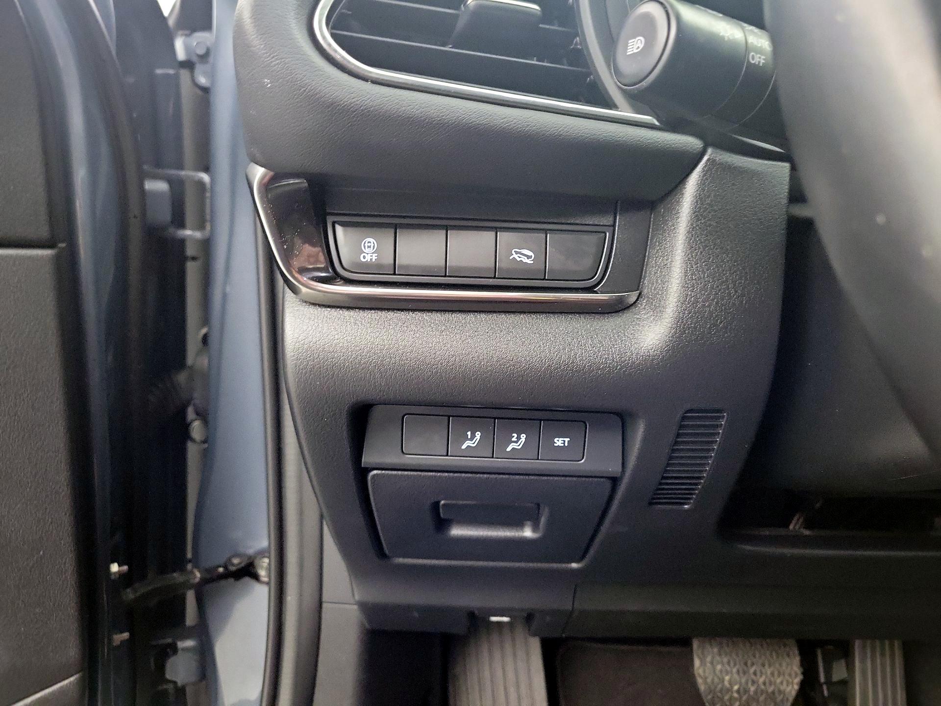 Thumbnail: 2023 Mazda CX-30 - 11