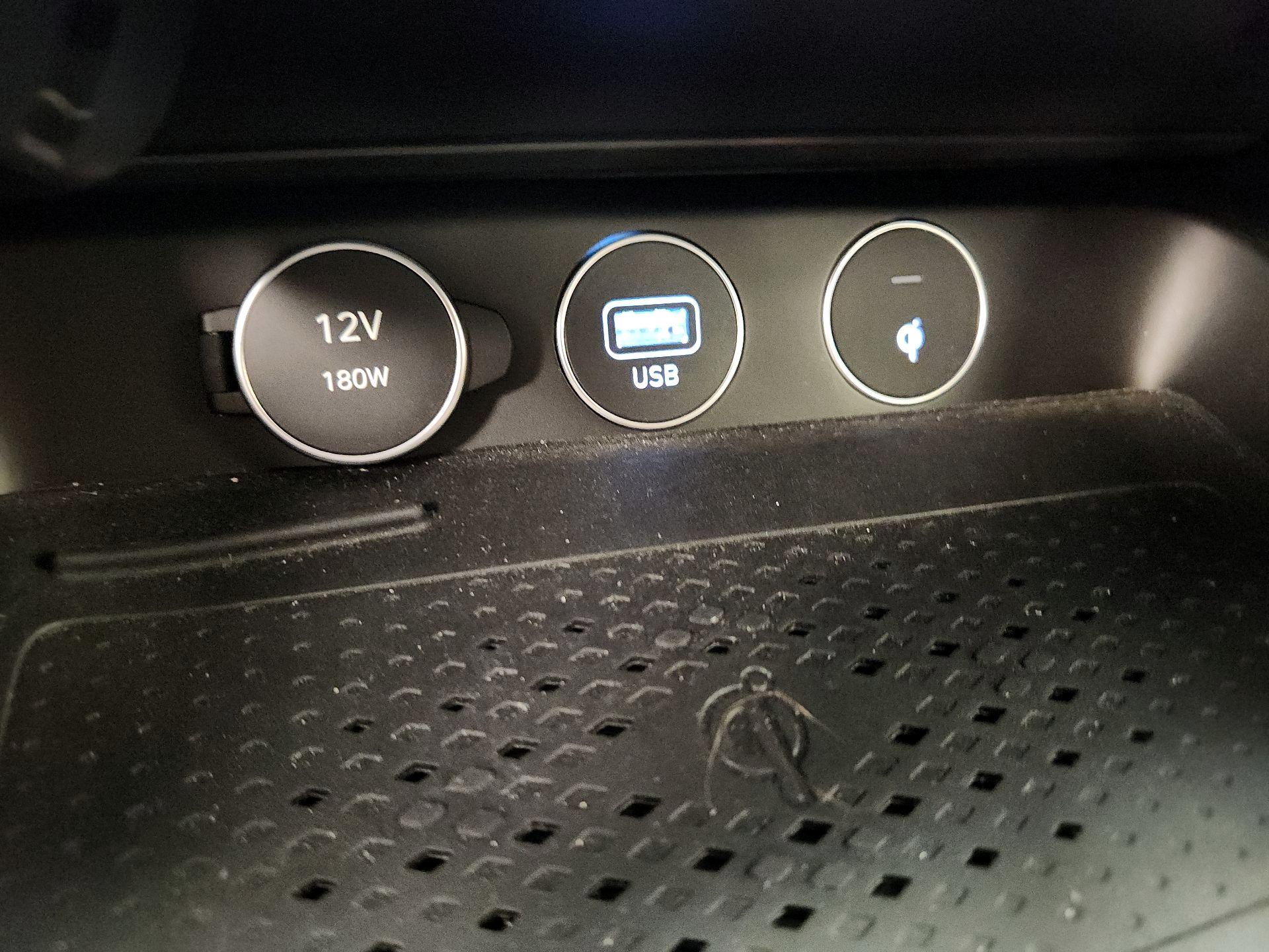 Thumbnail: 2023 Genesis G70 - 18