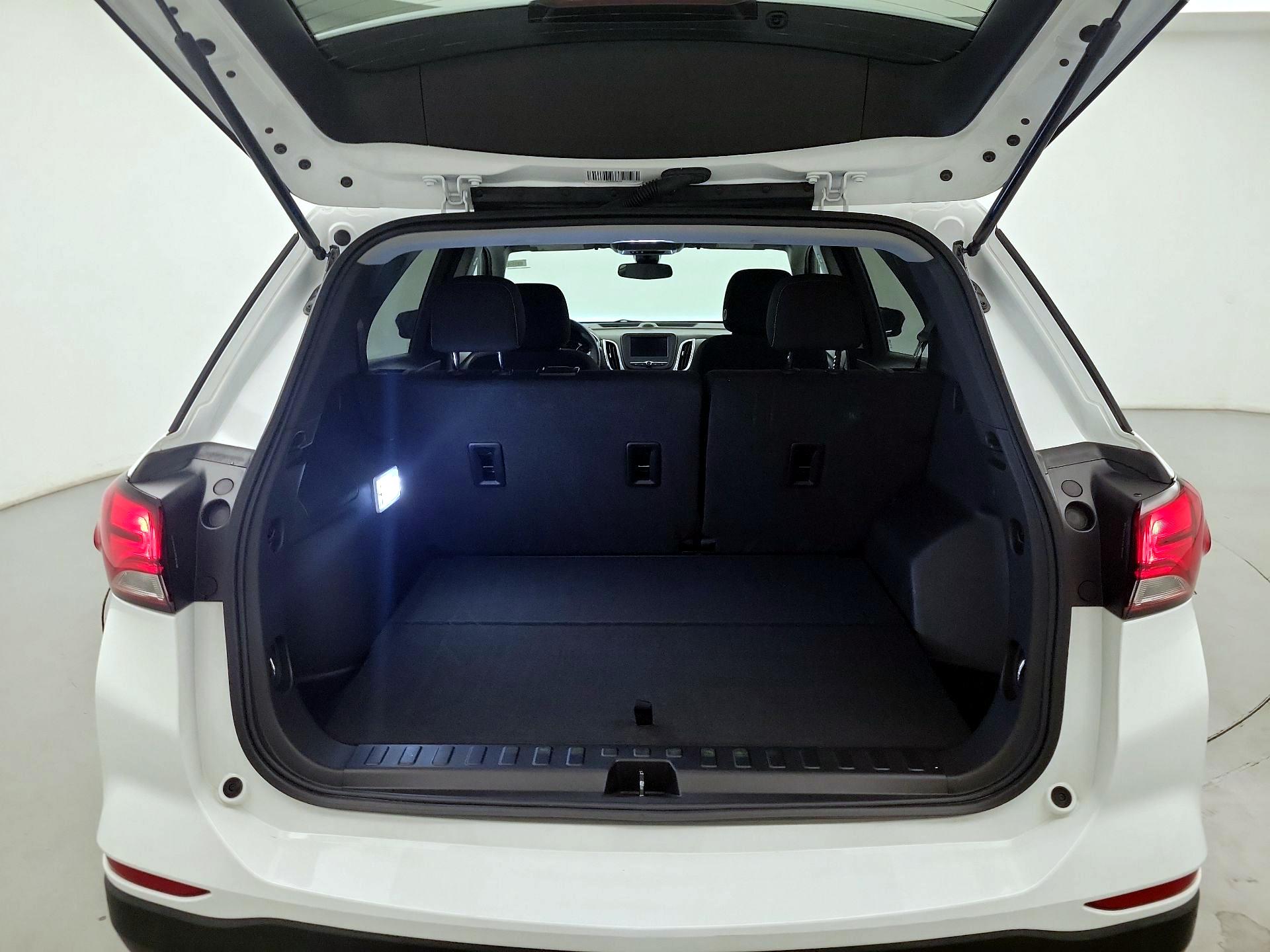 Thumbnail: 2022 Chevrolet Equinox - 18