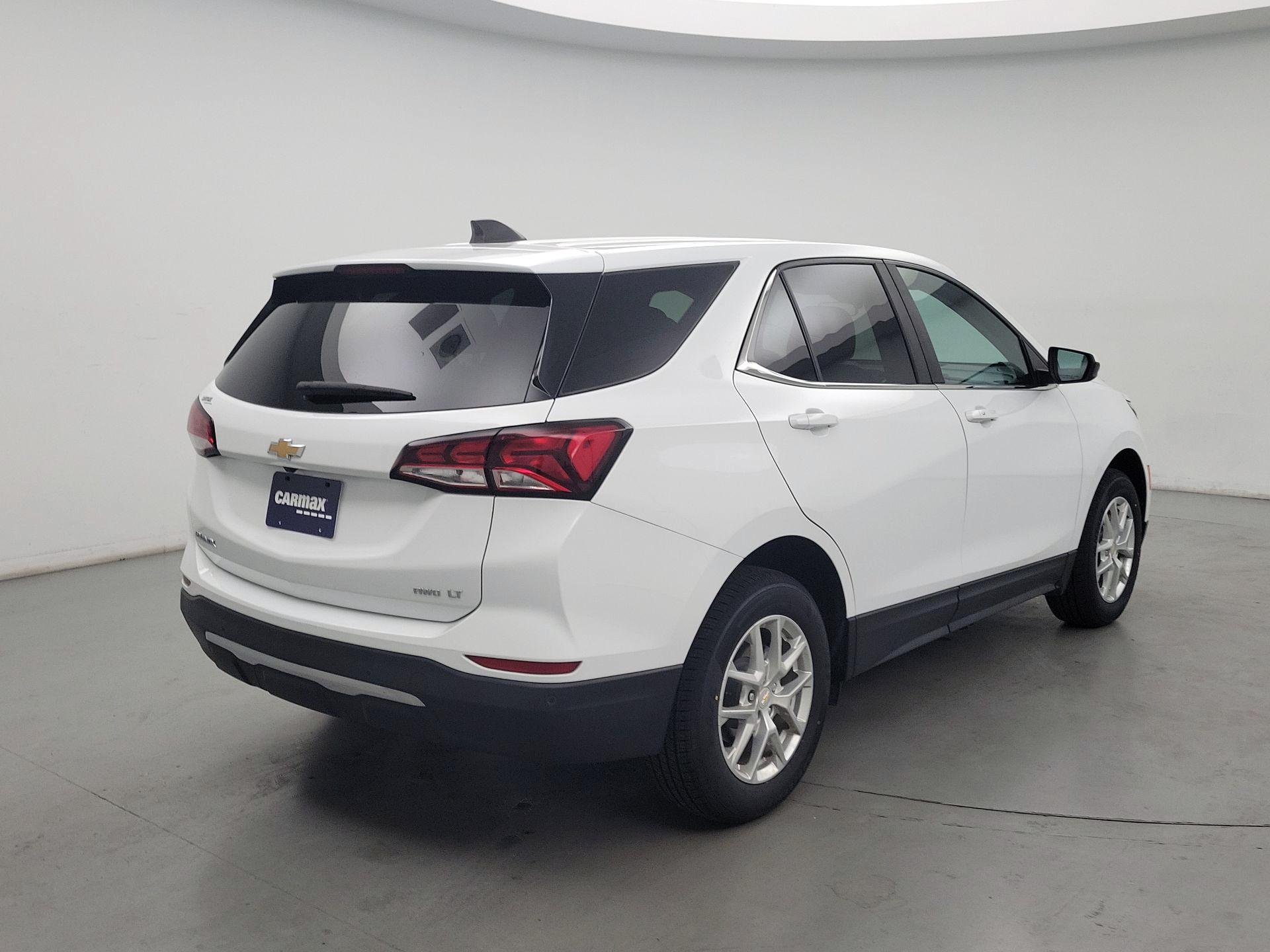 Thumbnail: 2022 Chevrolet Equinox - 5