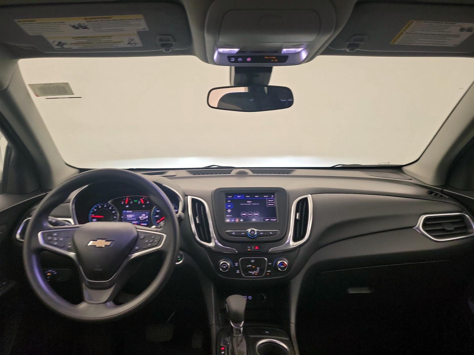 Thumbnail: 2022 Chevrolet Equinox - 8