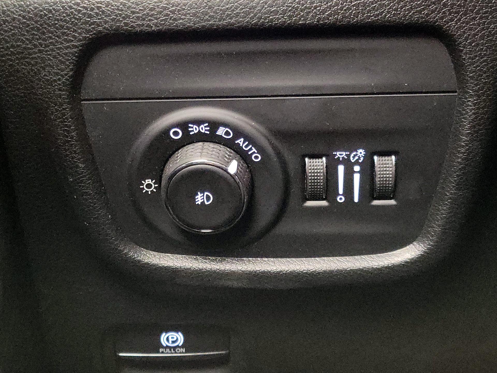 Thumbnail: 2023 Jeep Grand Cherokee L - 13