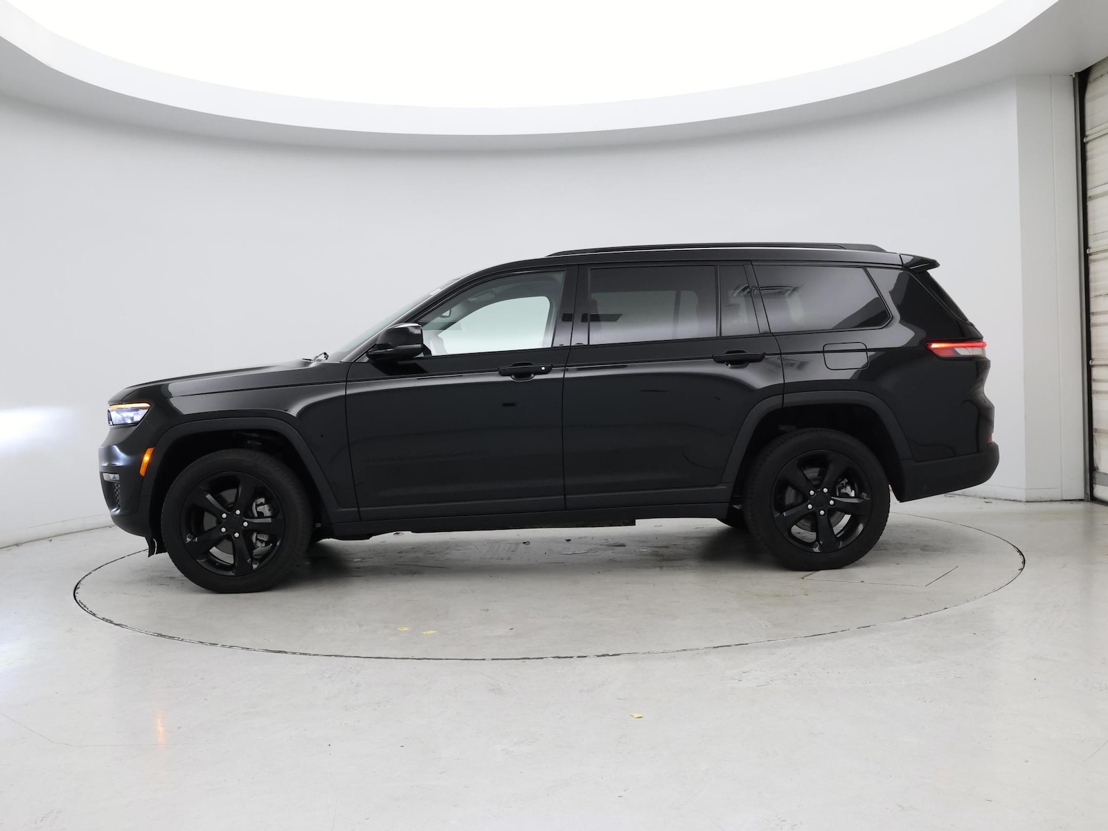 2023 Jeep Grand Cherokee L Limited - Photo 4