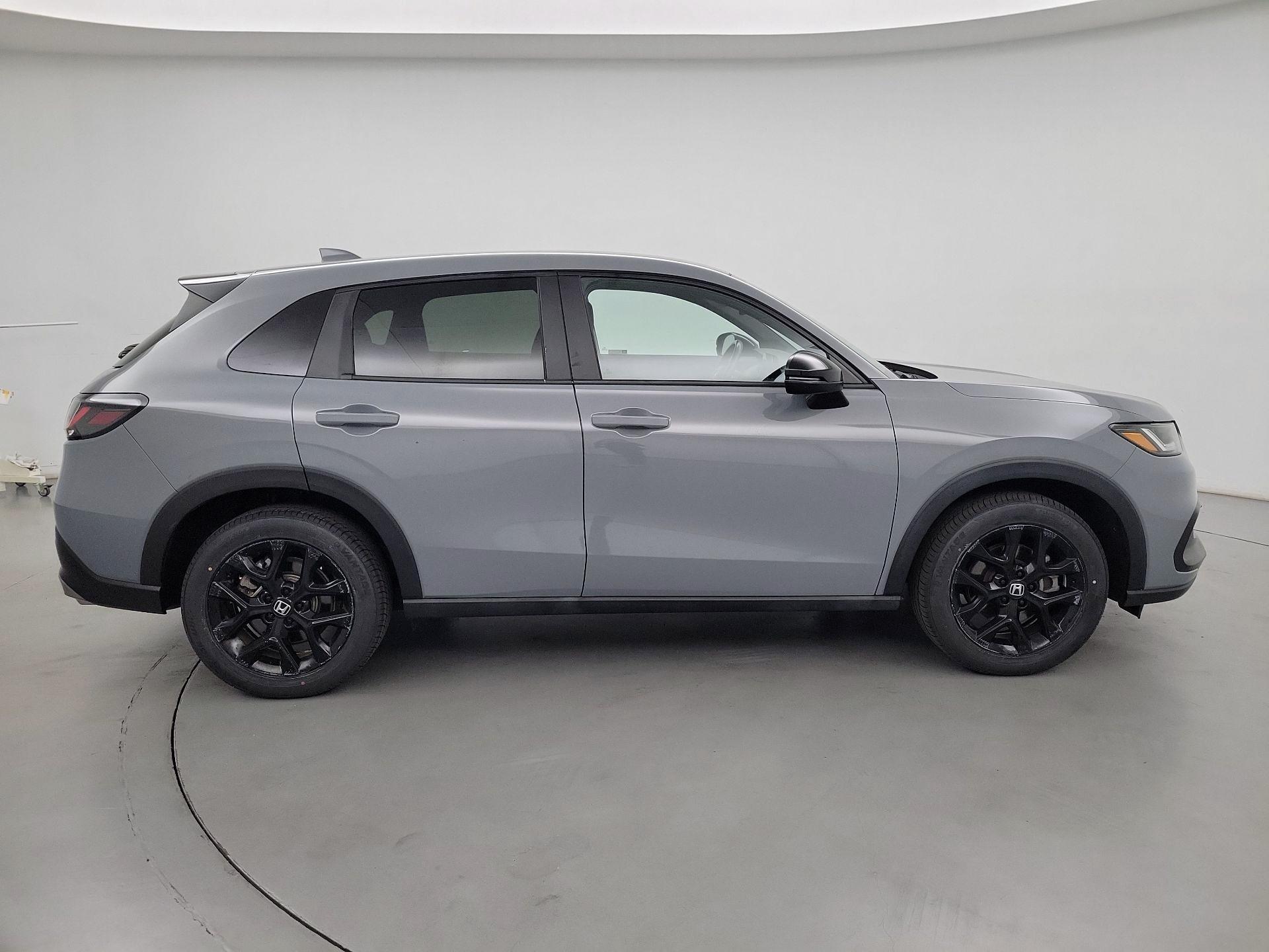 Thumbnail: 2023 Honda HR-V - 4