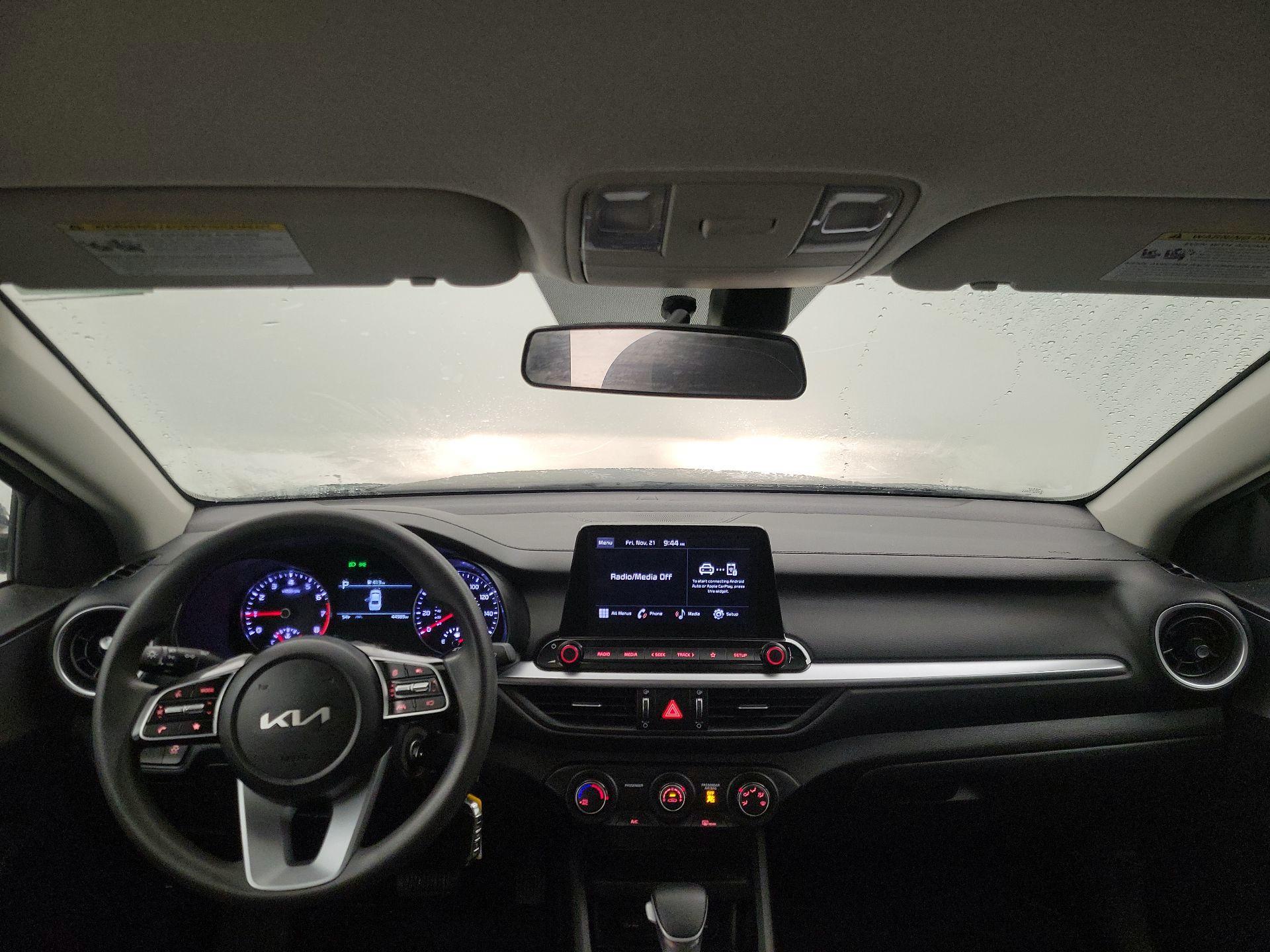 Thumbnail: 2023 Kia Forte - 9