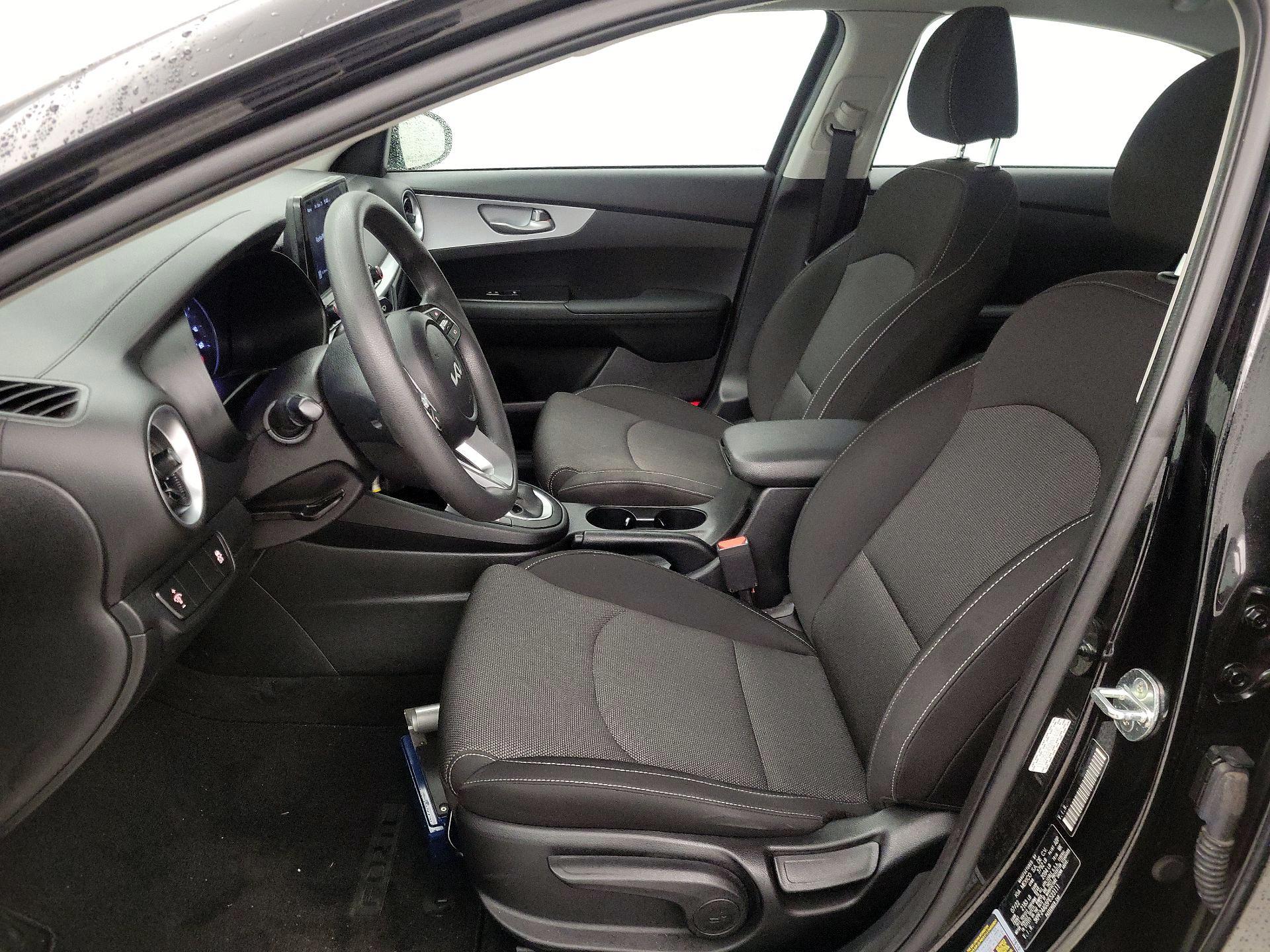 Thumbnail: 2023 Kia Forte - 11