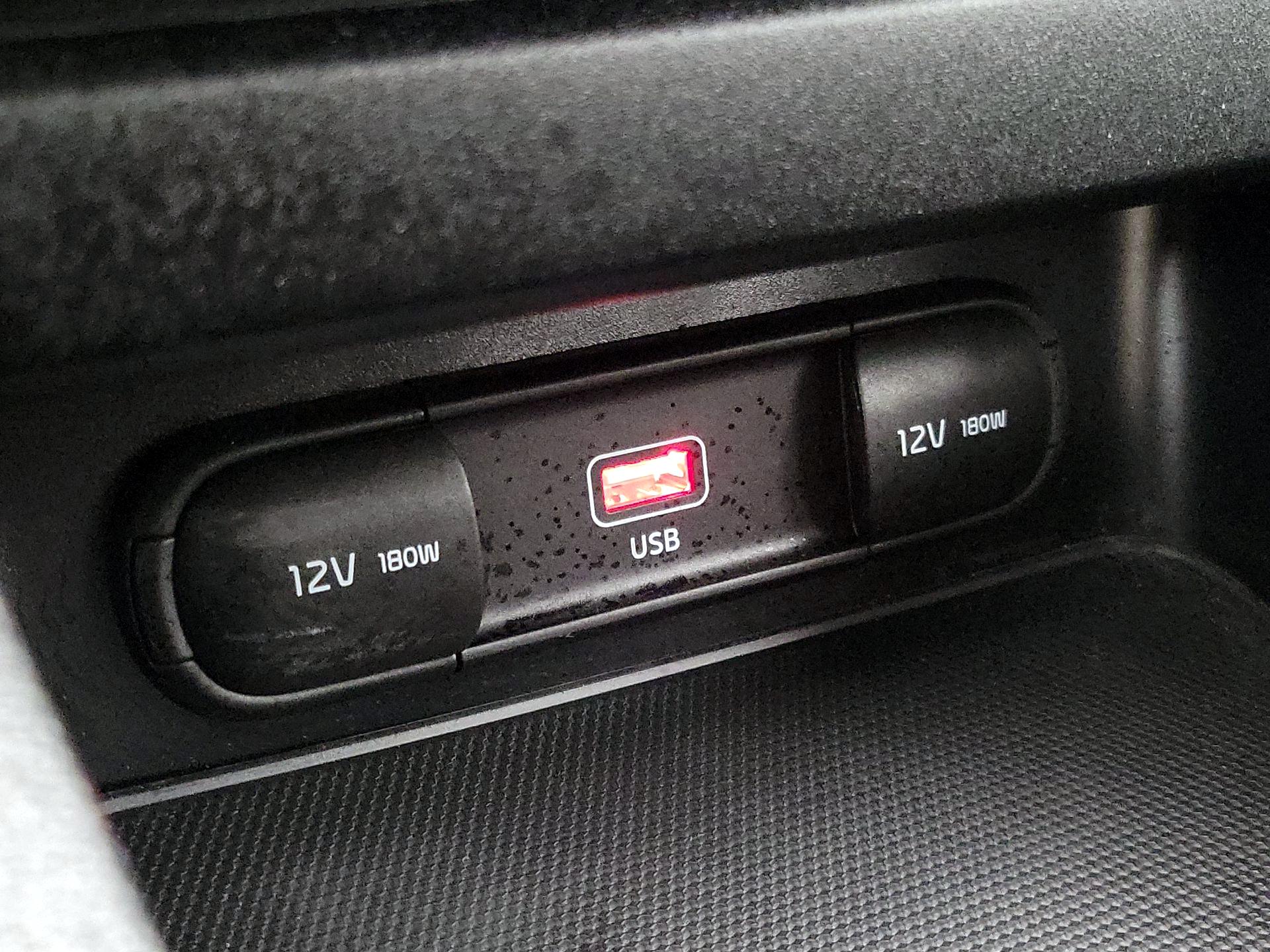 Thumbnail: 2023 Kia Forte - 18