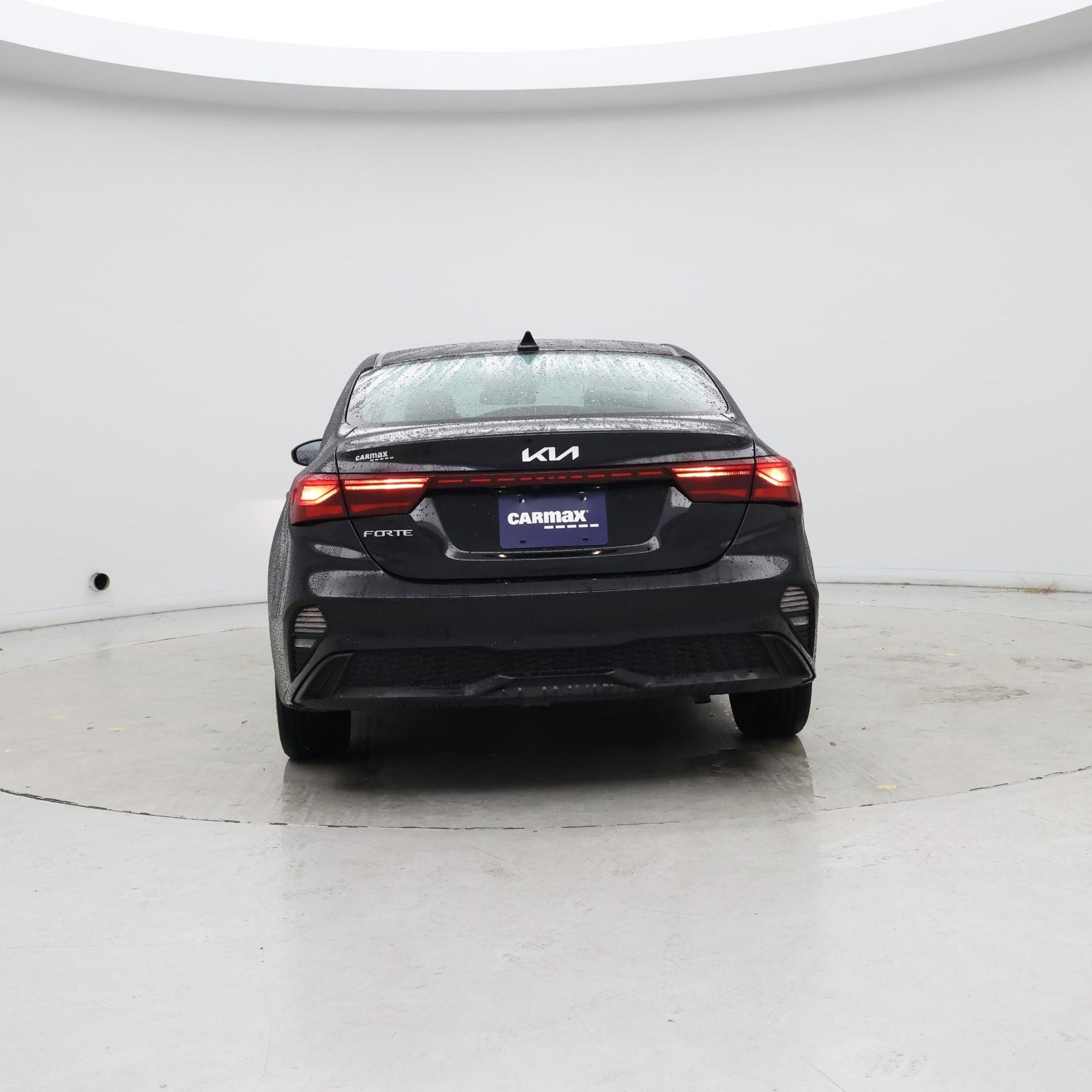 Thumbnail: 2023 Kia Forte - 6