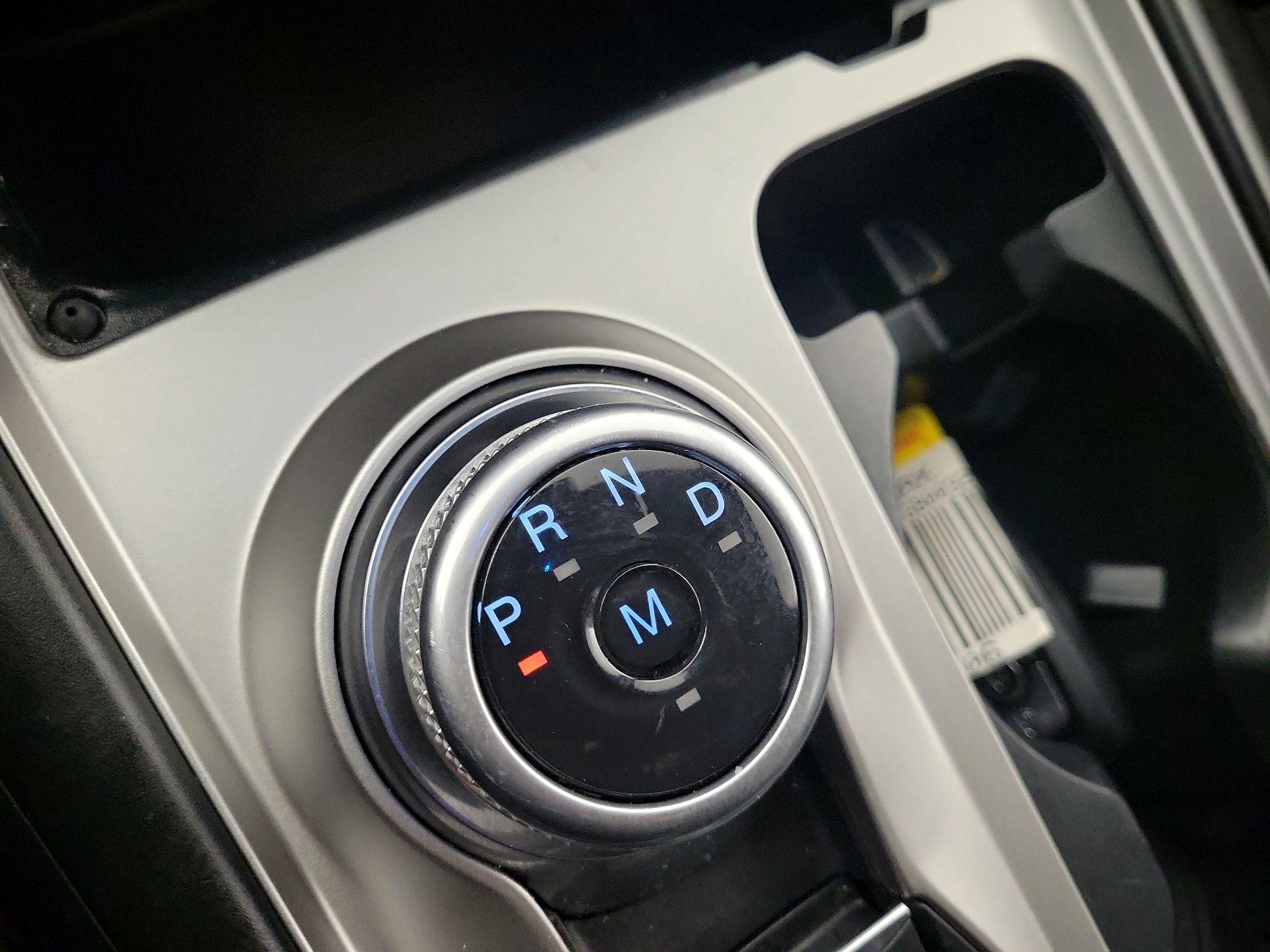 Thumbnail: 2020 Ford Explorer - 15