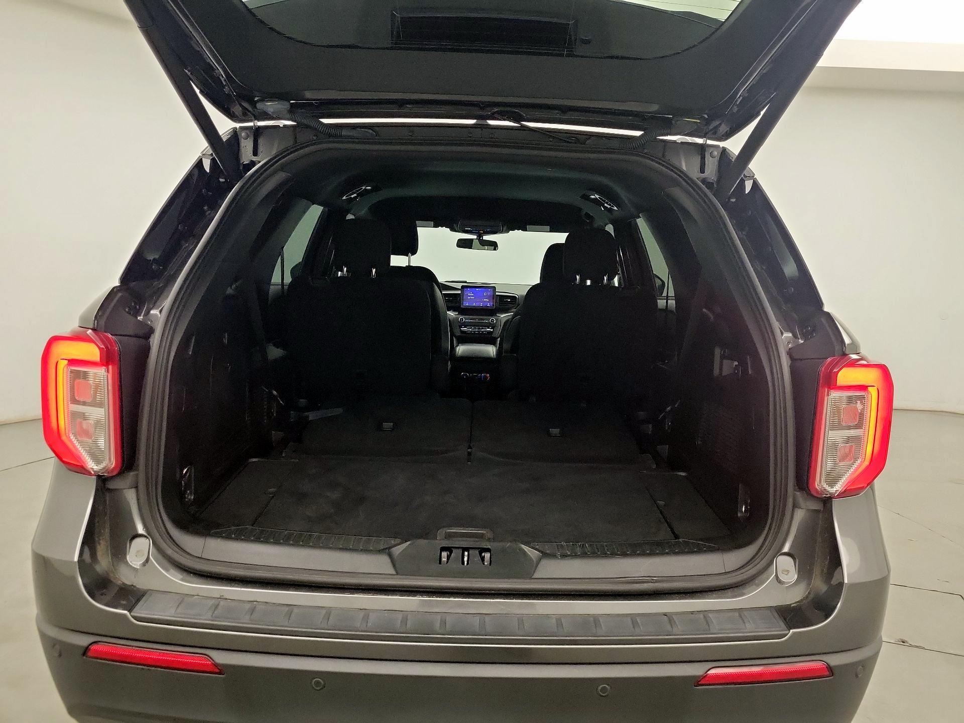 Thumbnail: 2020 Ford Explorer - 20