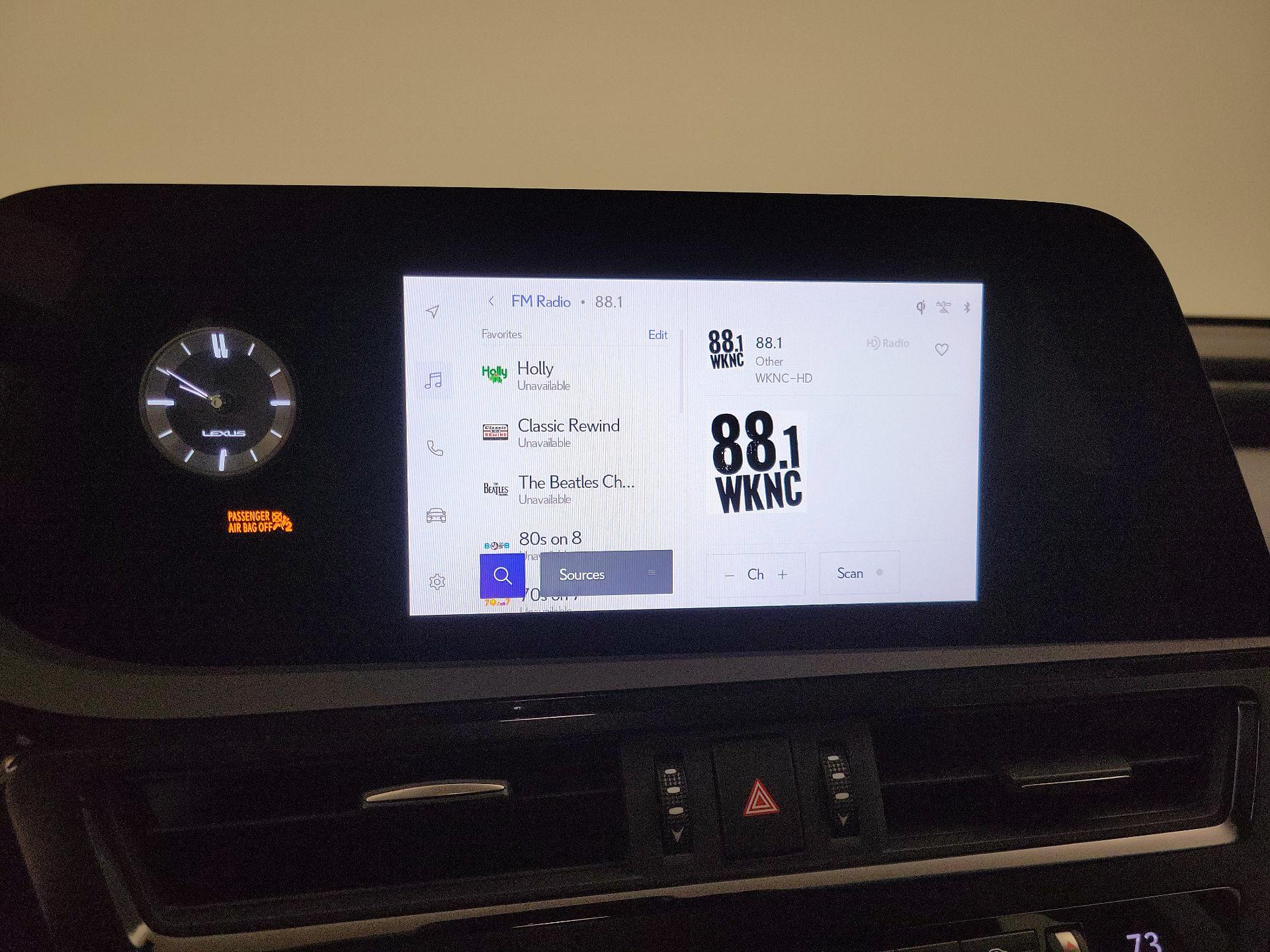 Thumbnail: 2023 Lexus ES - 15