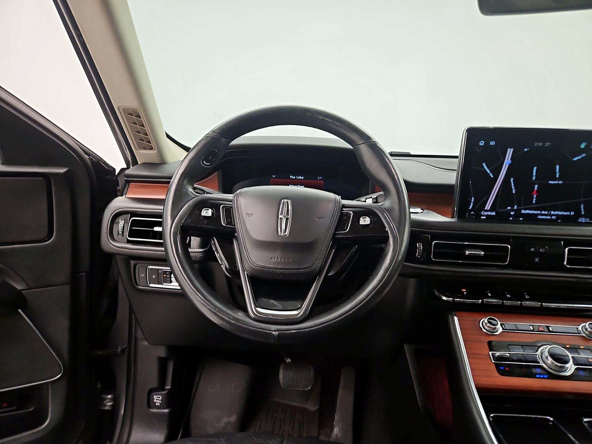 Thumbnail: 2021 Lincoln Aviator - 10