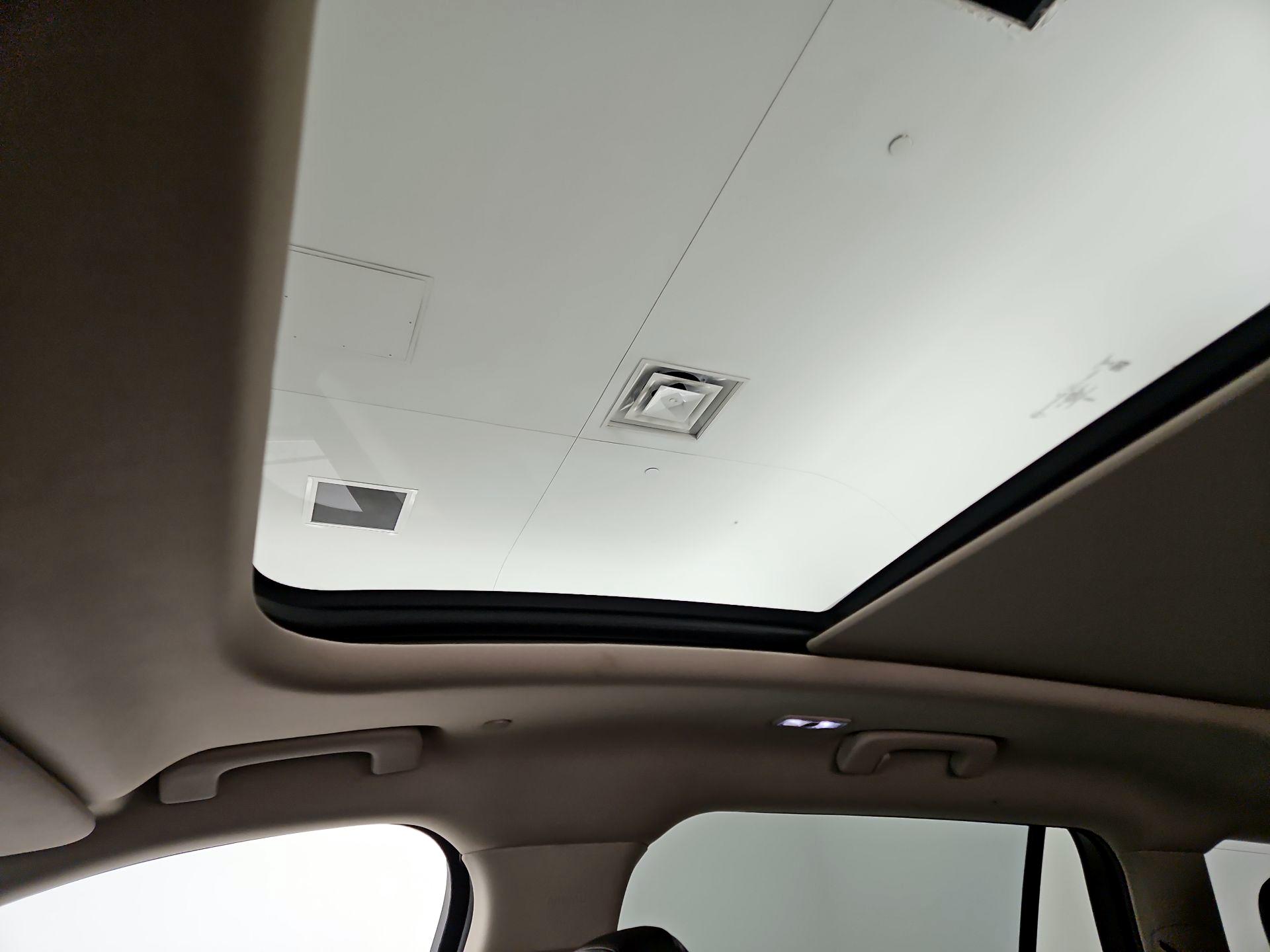 Thumbnail: 2021 Lincoln Aviator - 20